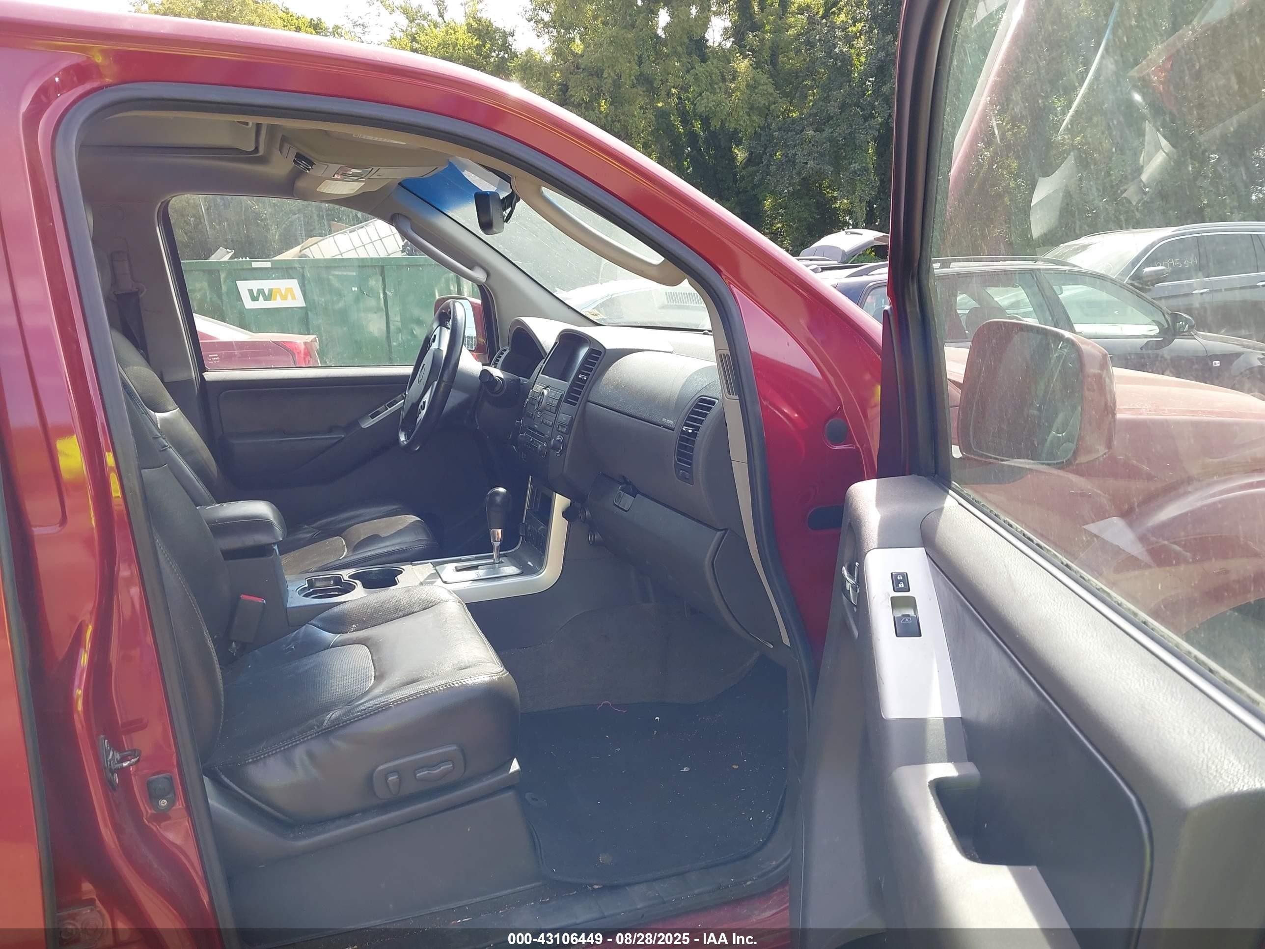 2008 Nissan Pathfinder Se Красный vin: 5N1AR18B78C651802