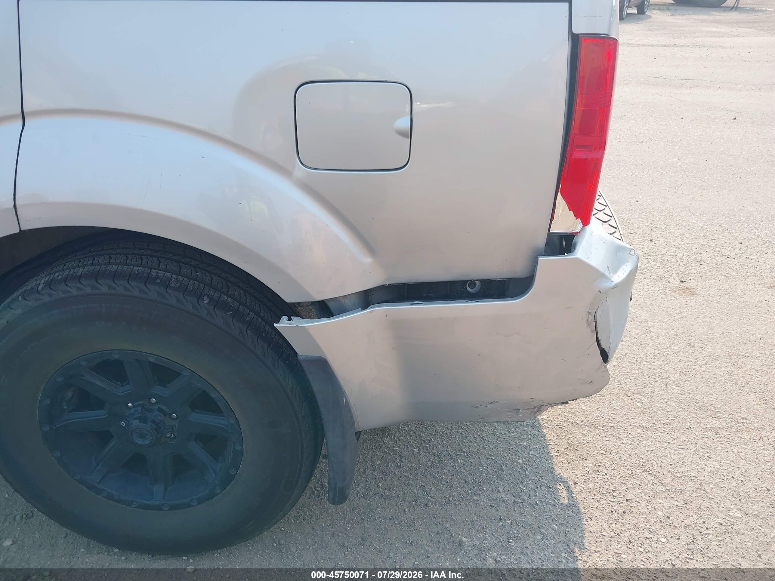 2008 Nissan Pathfinder Le Silver vin: 5N1AR18B78C659365
