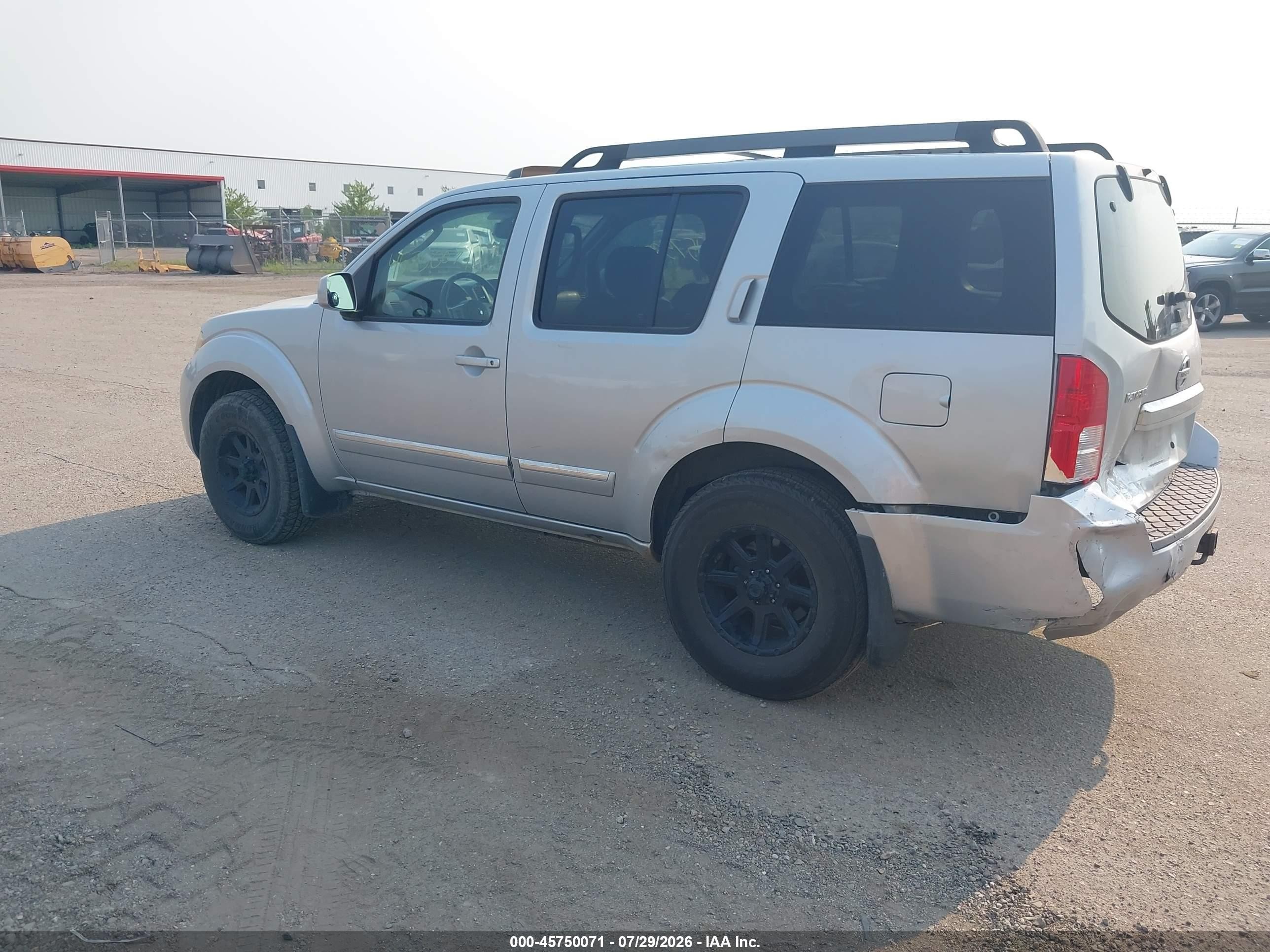 2008 Nissan Pathfinder Le Silver vin: 5N1AR18B78C659365