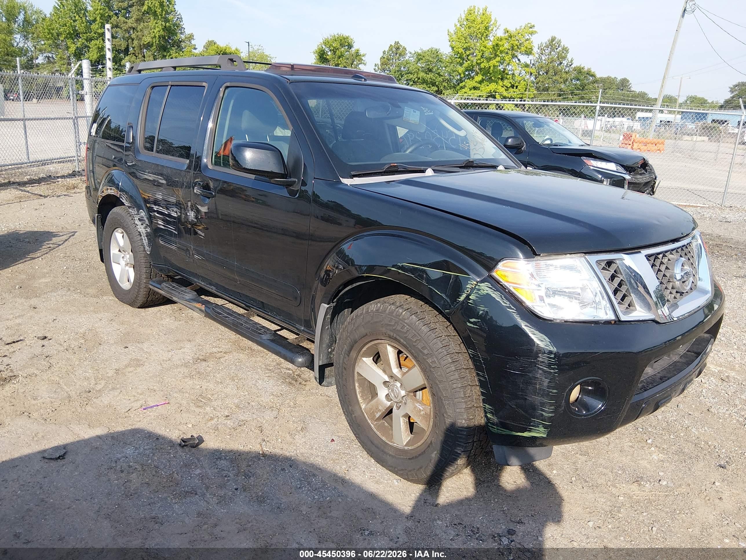 2008 Nissan Pathfinder Se Black vin: 5N1AR18B88C614743