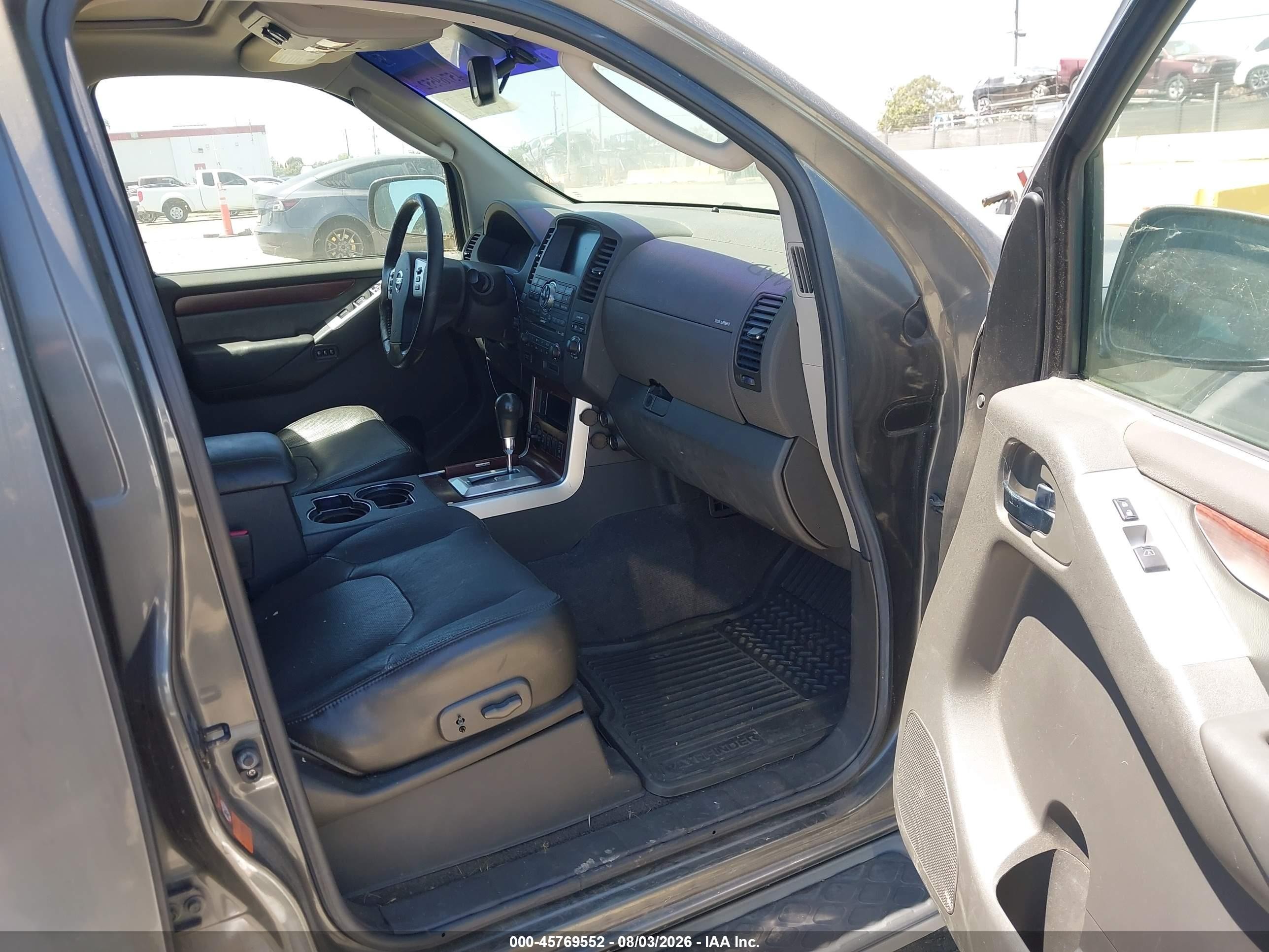 2008 Nissan Pathfinder Le Gray vin: 5N1AR18B88C617612