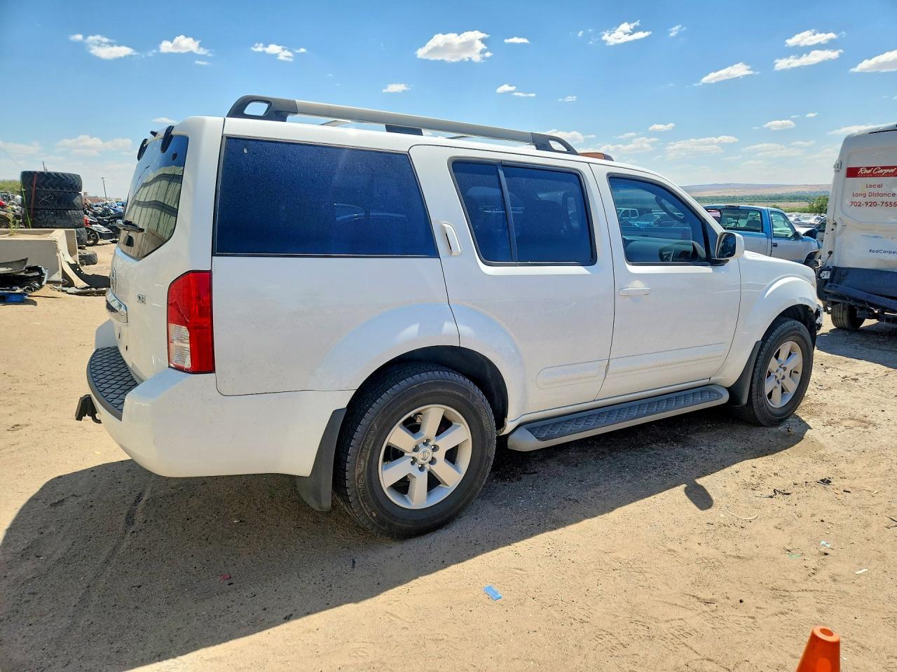 2008 Nissan Pathfinder S White vin: 5N1AR18B98C649291