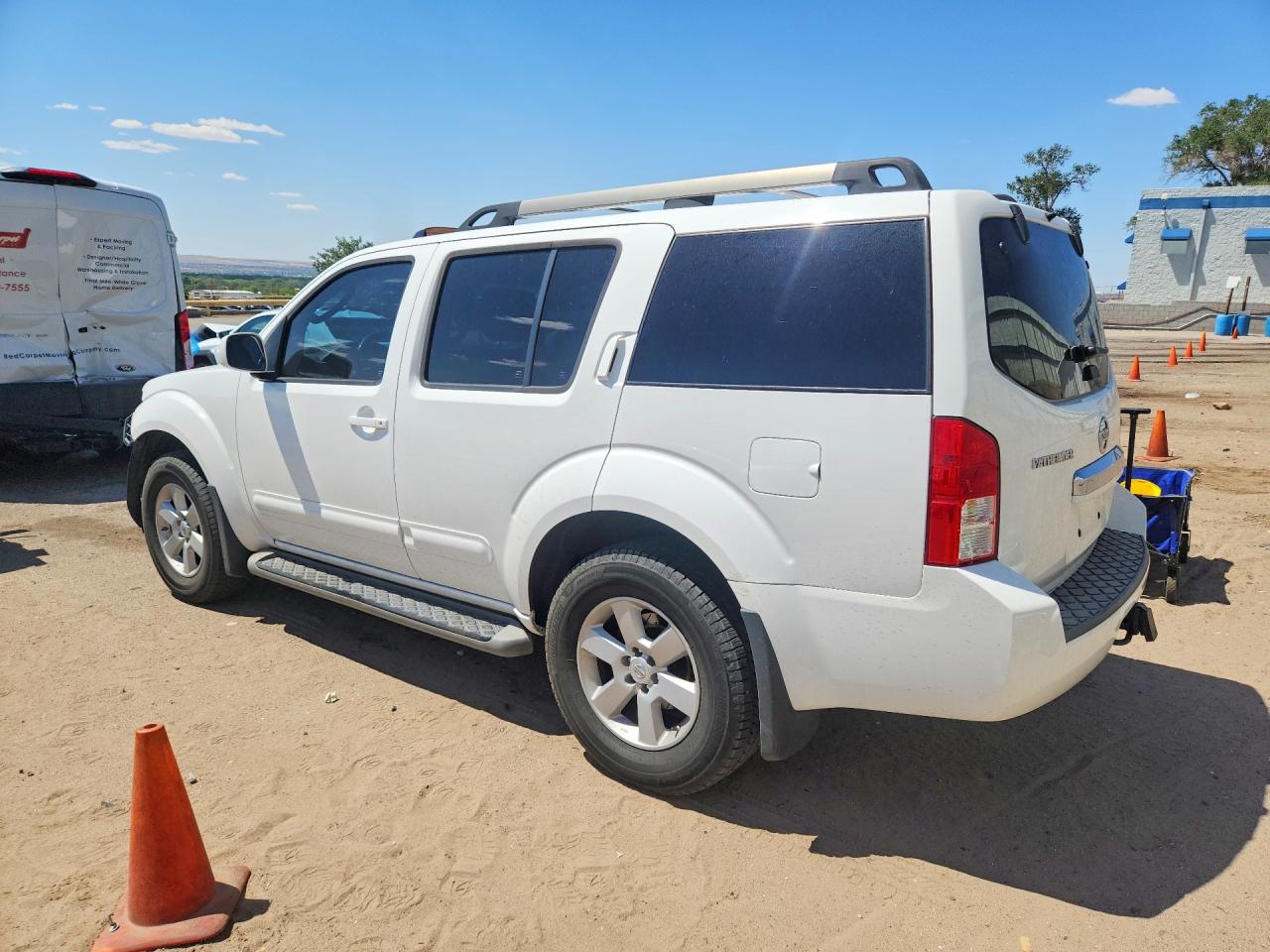 2008 Nissan Pathfinder S White vin: 5N1AR18B98C649291