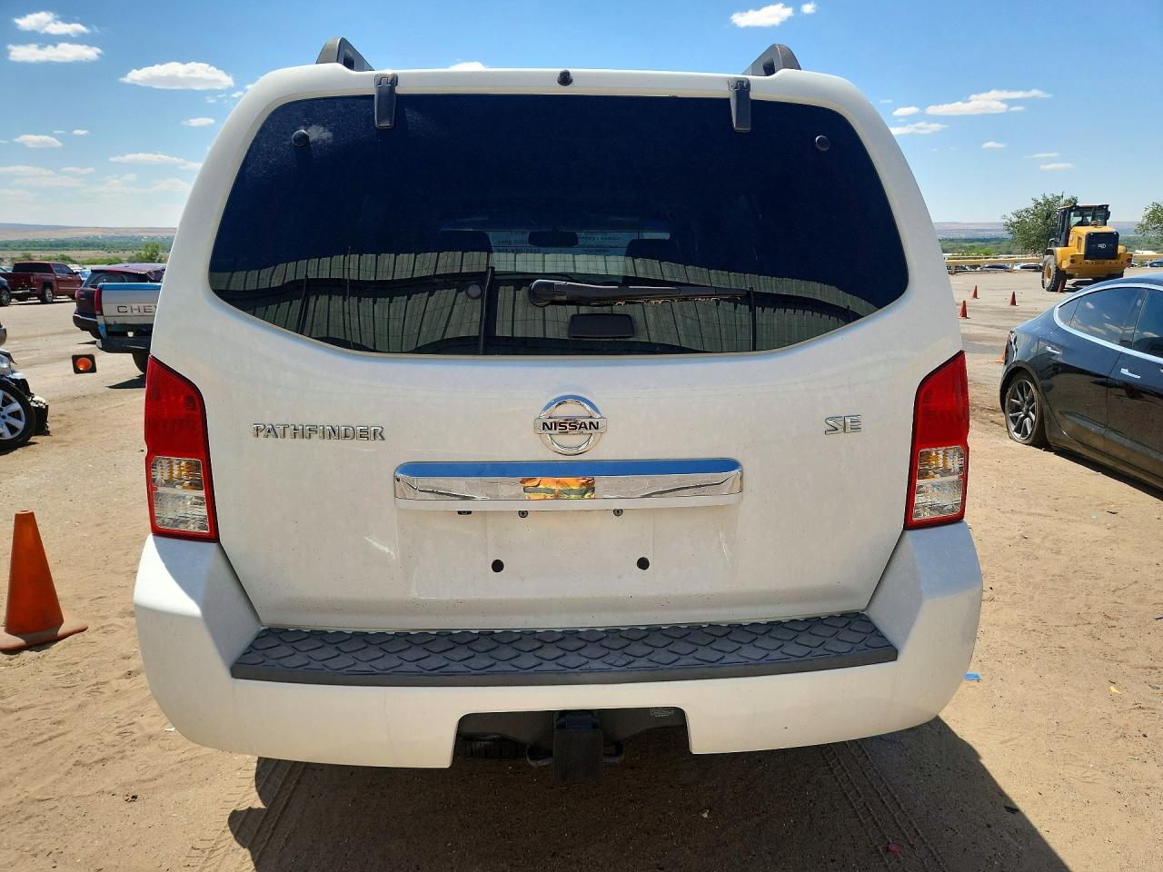 2008 Nissan Pathfinder S White vin: 5N1AR18B98C649291