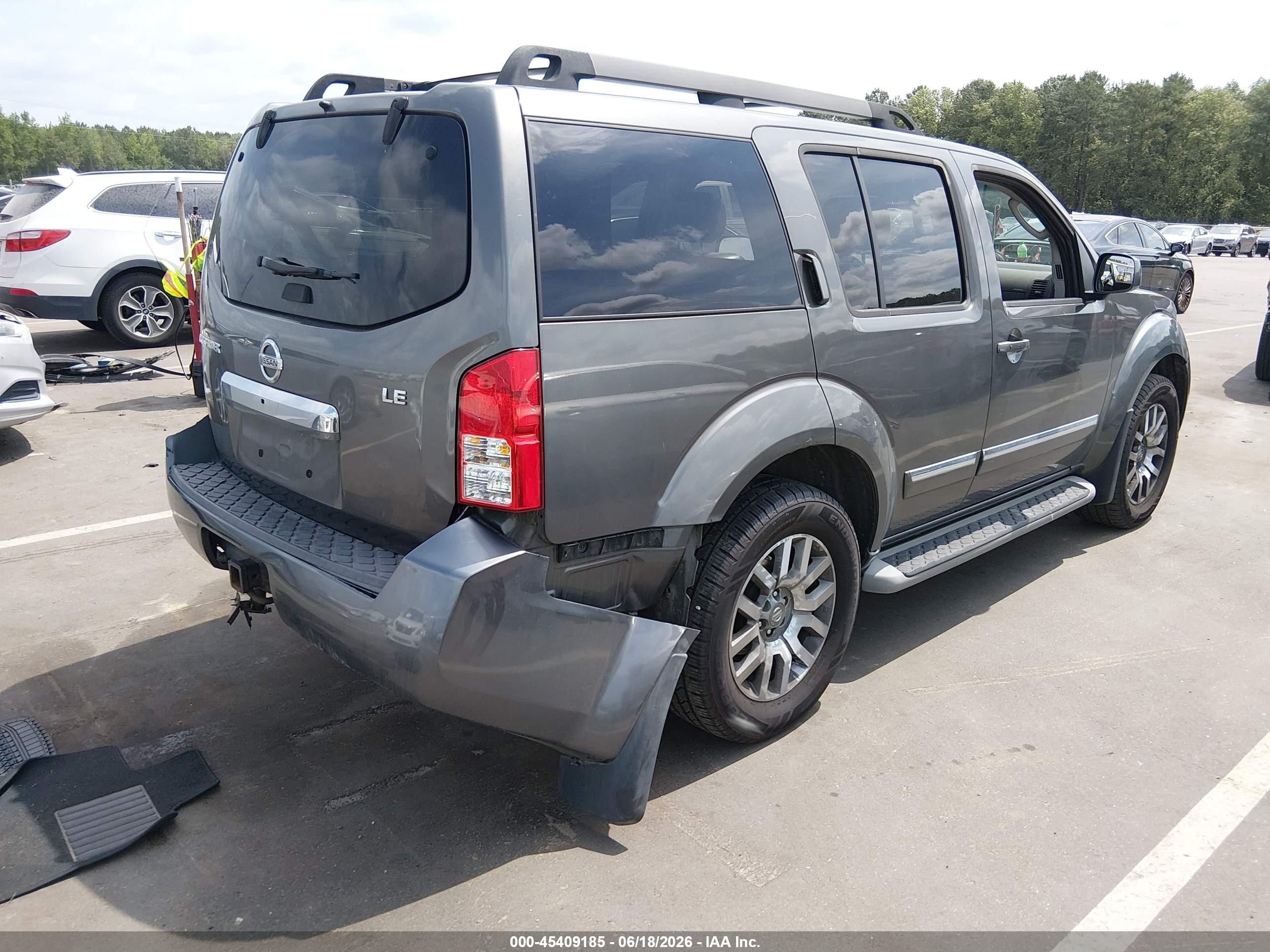 2009 Nissan Pathfinder Le Gray vin: 5N1AR18B99C605860