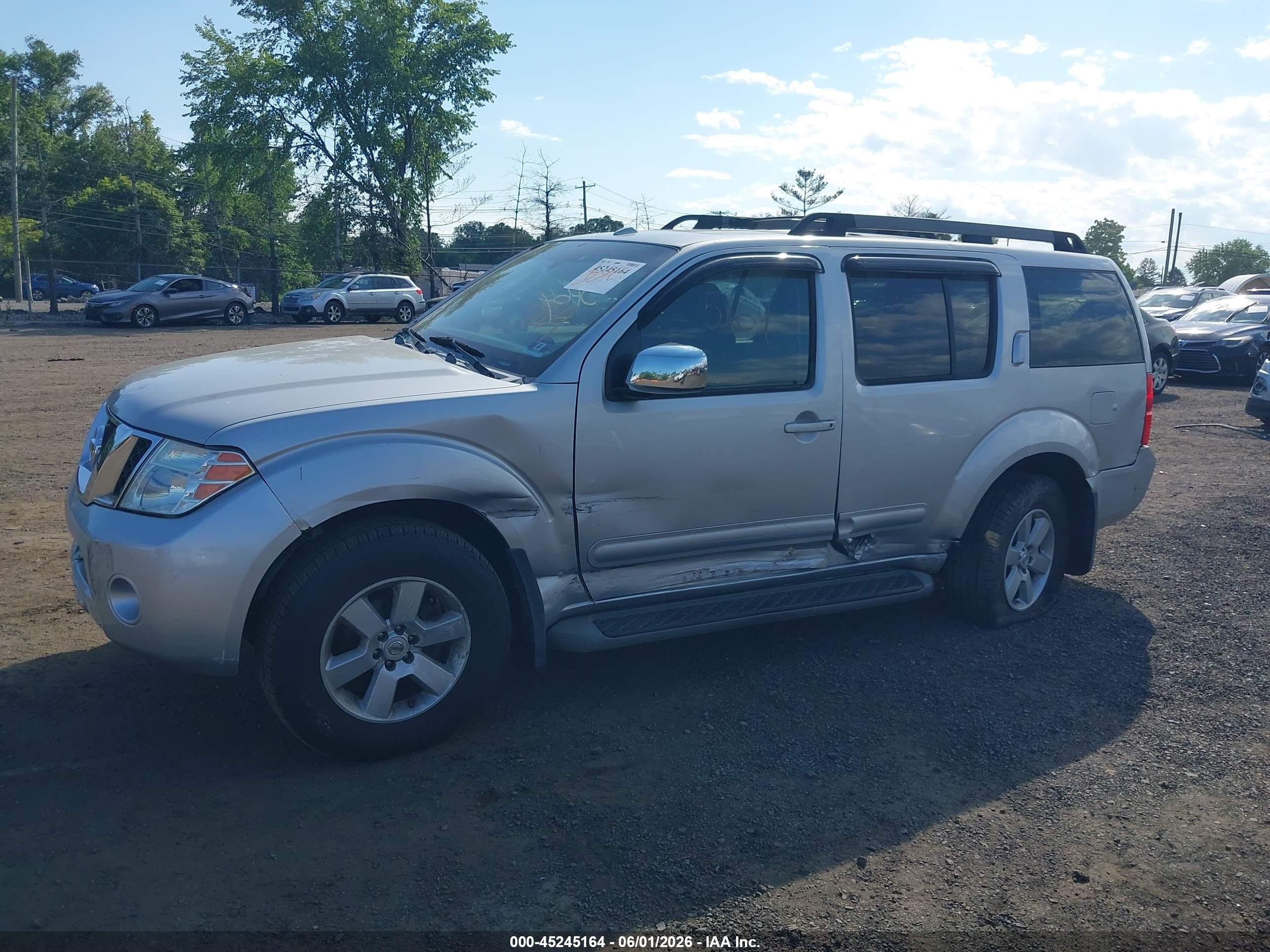 2008 Nissan Pathfinder Se Silver vin: 5N1AR18BX8C625906