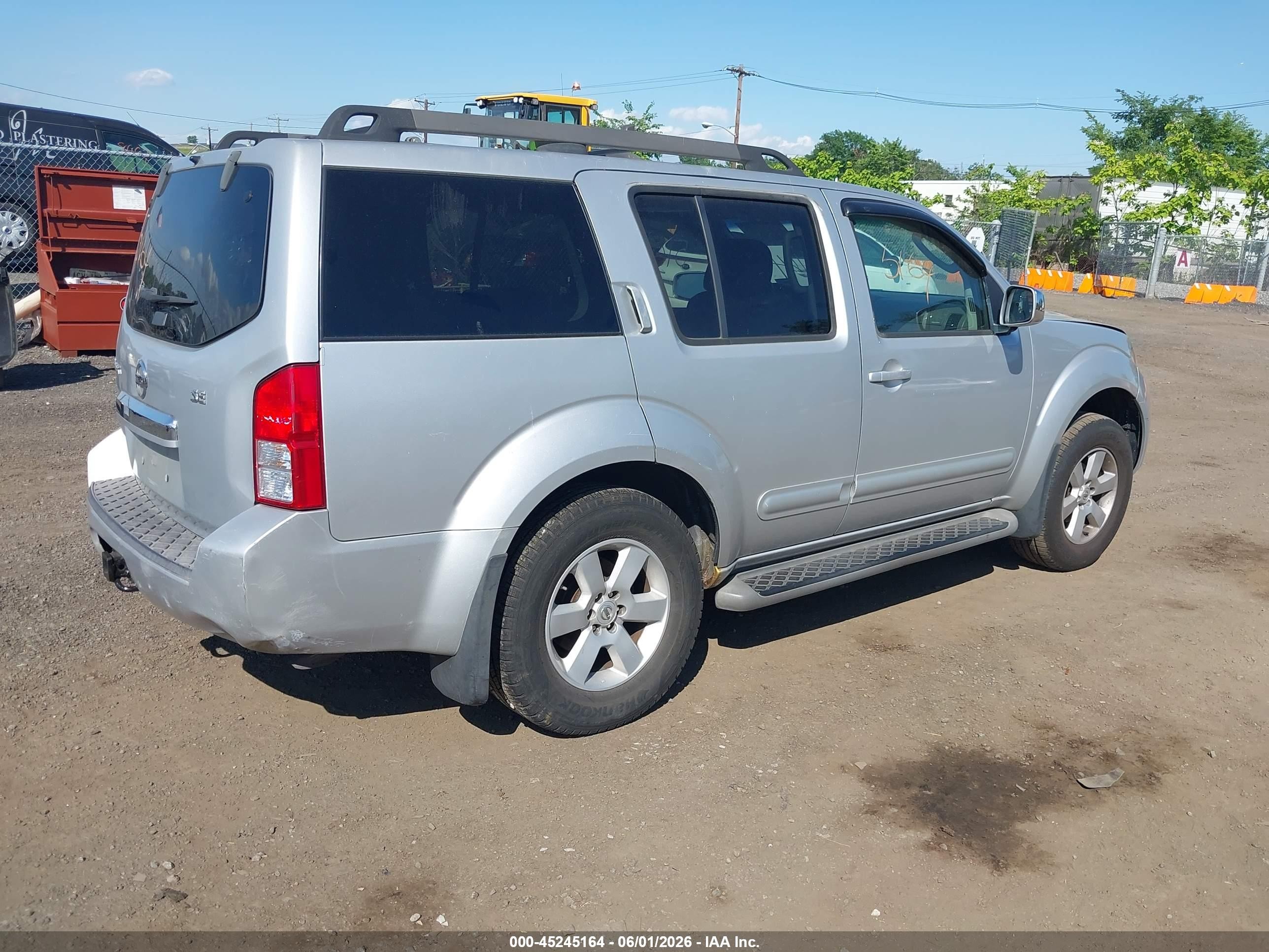 2008 Nissan Pathfinder Se Silver vin: 5N1AR18BX8C625906