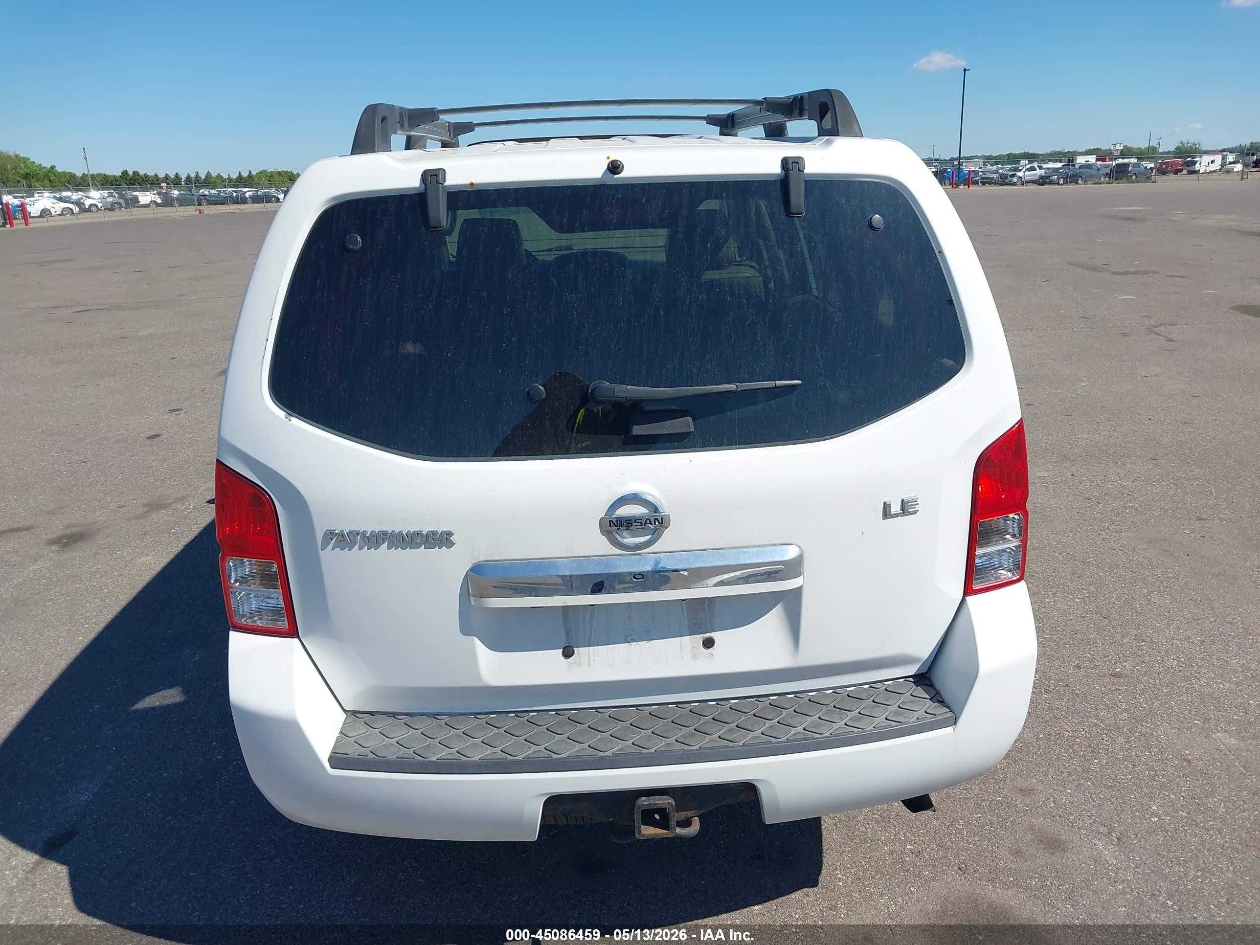 2008 Nissan Pathfinder Le White vin: 5N1AR18BX8C647565