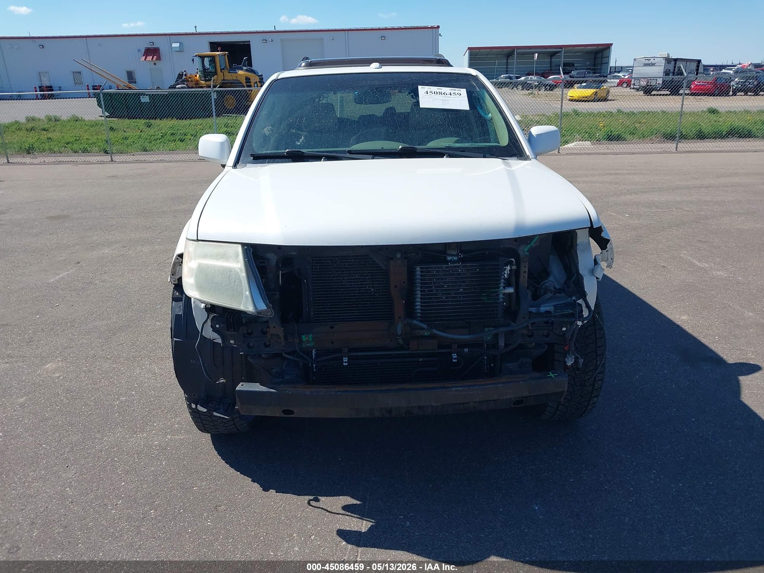 2008 Nissan Pathfinder Le White vin: 5N1AR18BX8C647565