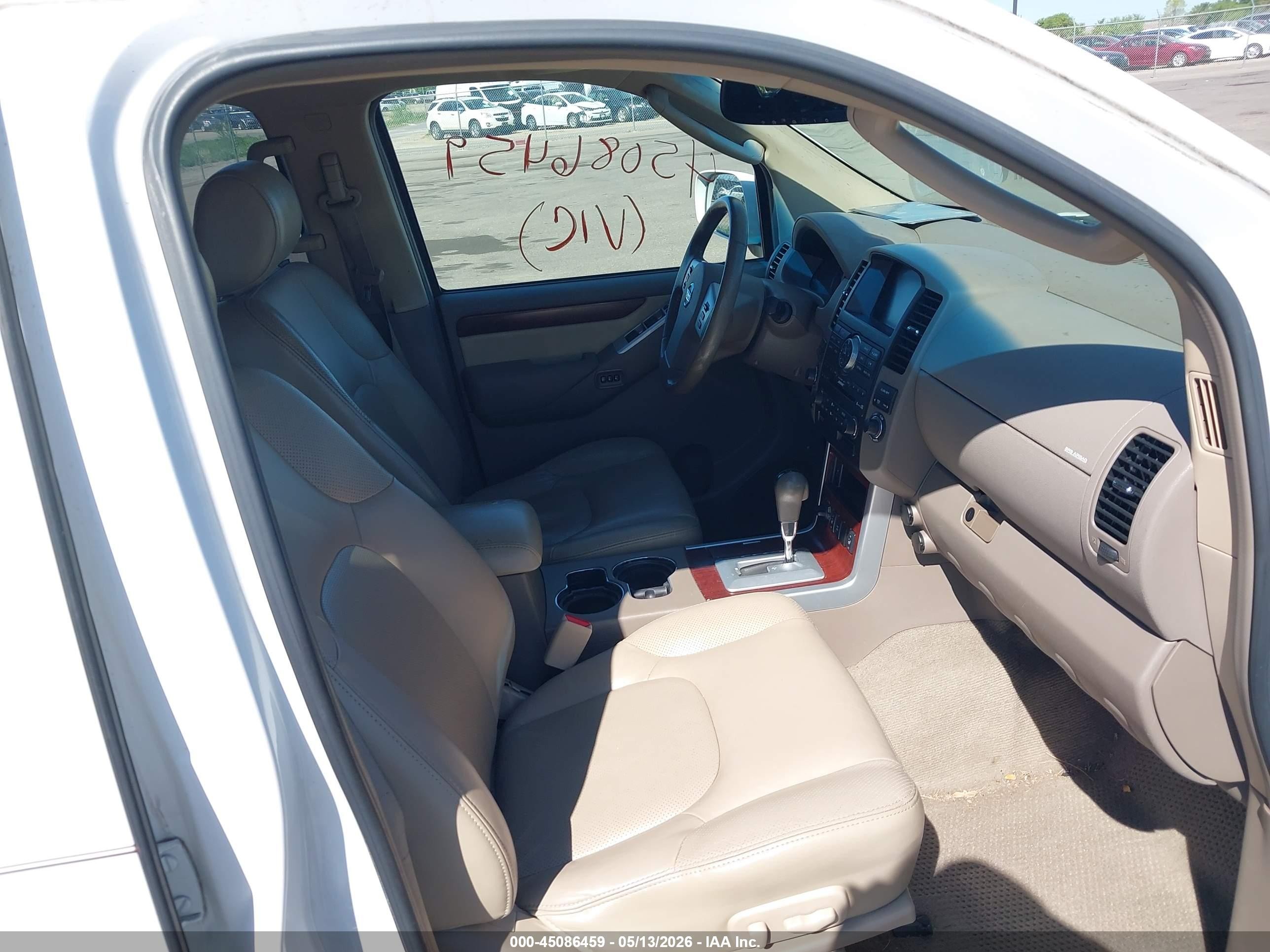 2008 Nissan Pathfinder Le White vin: 5N1AR18BX8C647565