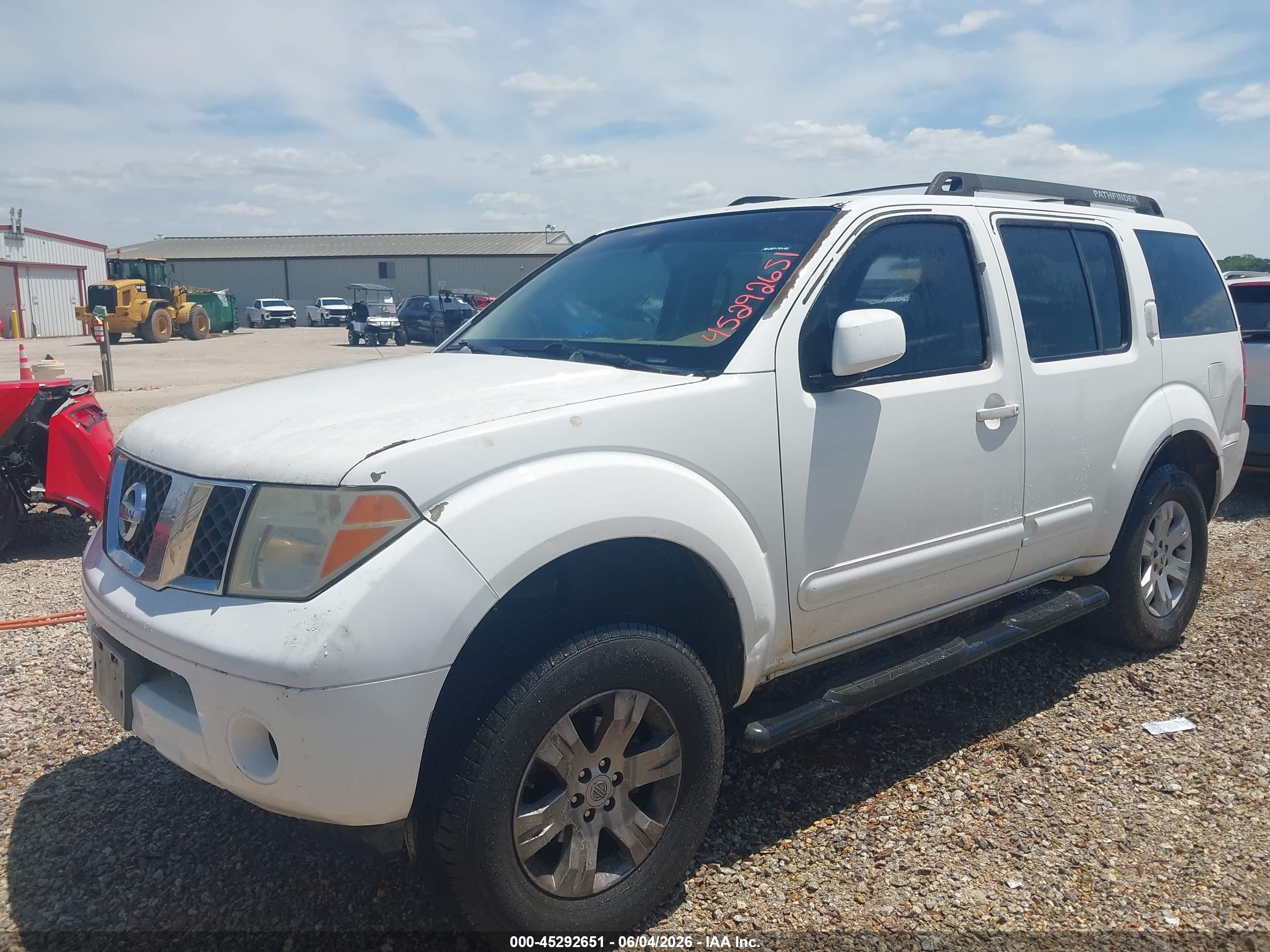 2006 Nissan Pathfinder Le White vin: 5N1AR18U06C615268