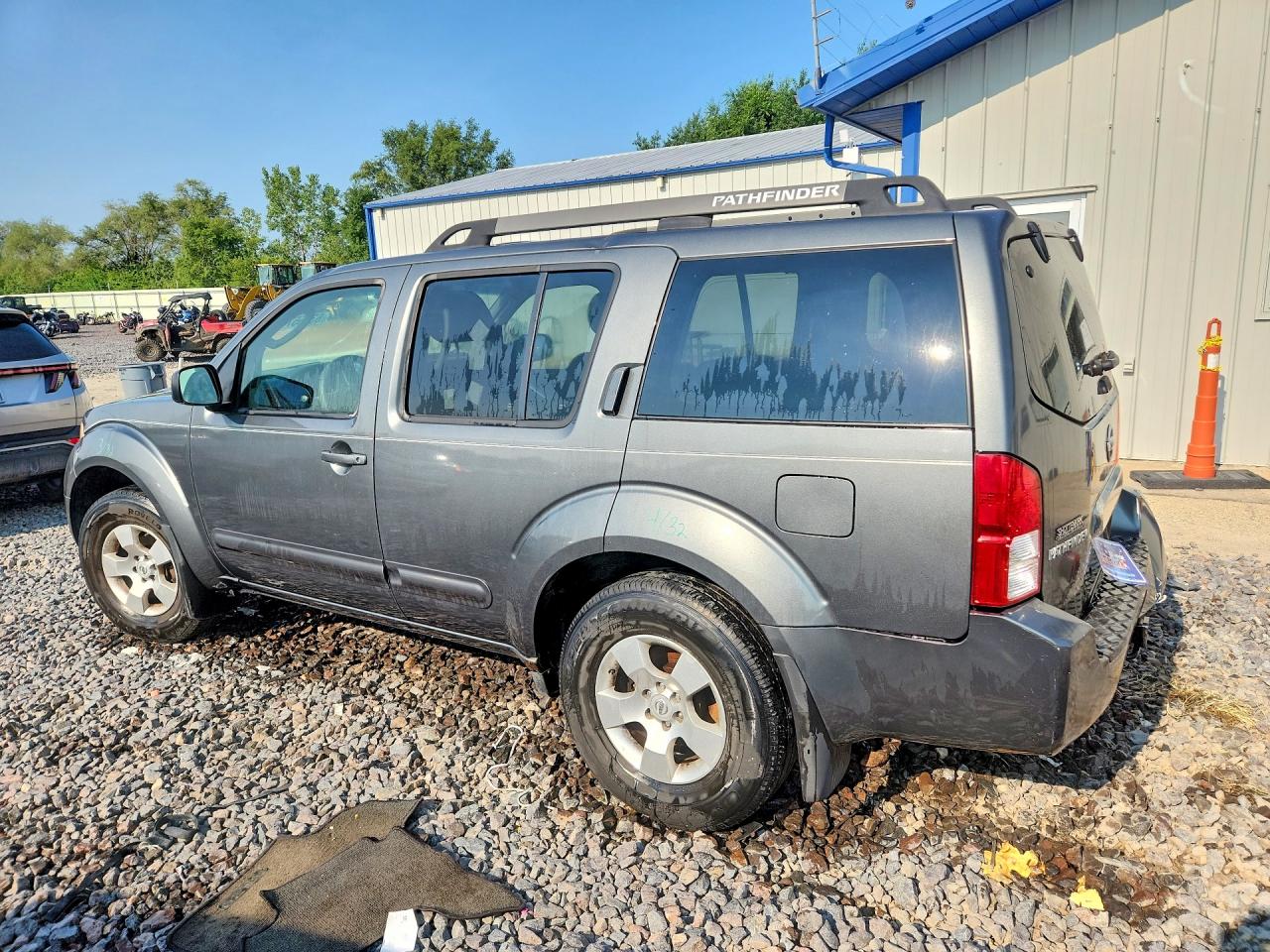 2006 Nissan Pathfinder S Серый vin: 5N1AR18U06C666401