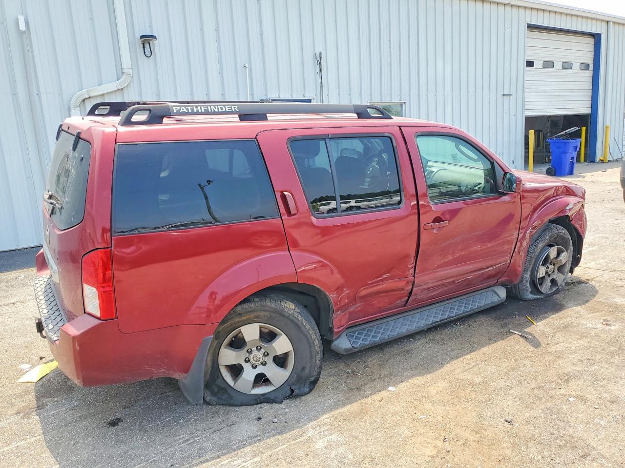 2006 Nissan Pathfinder S Красный vin: 5N1AR18U06C683473