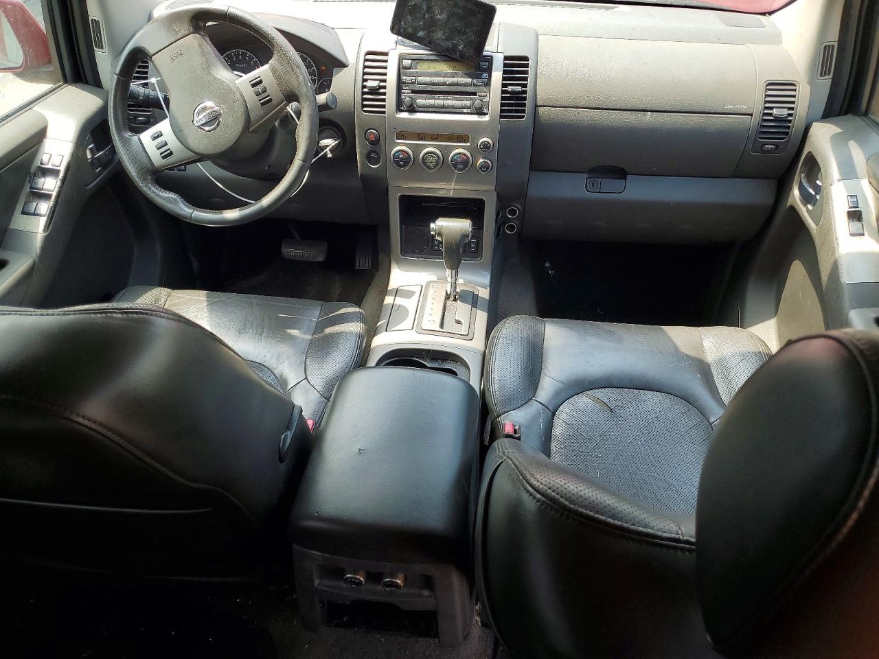 2006 Nissan Pathfinder S Красный vin: 5N1AR18U06C683473