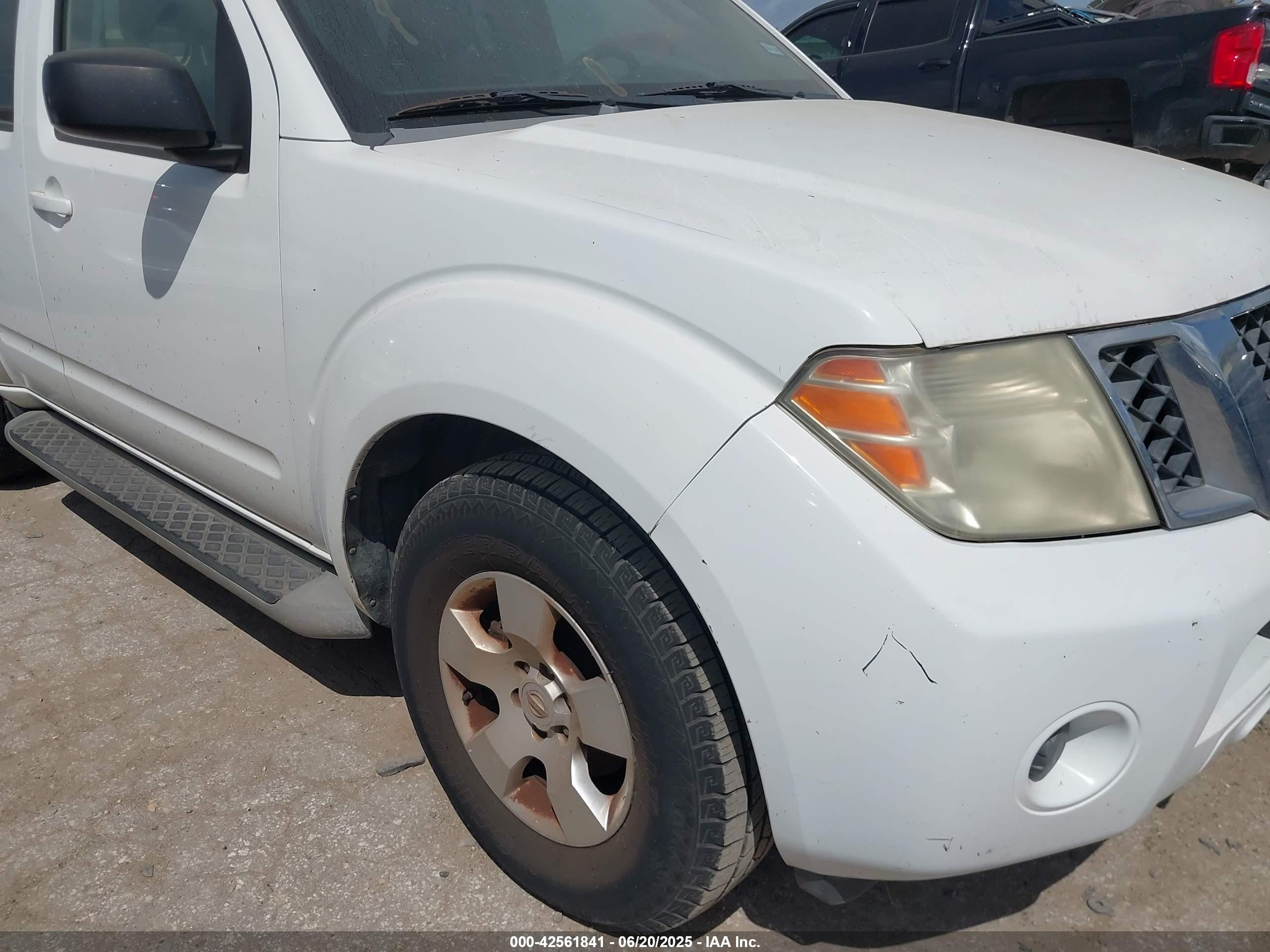 2008 Nissan Pathfinder S Белый vin: 5N1AR18U08C649181