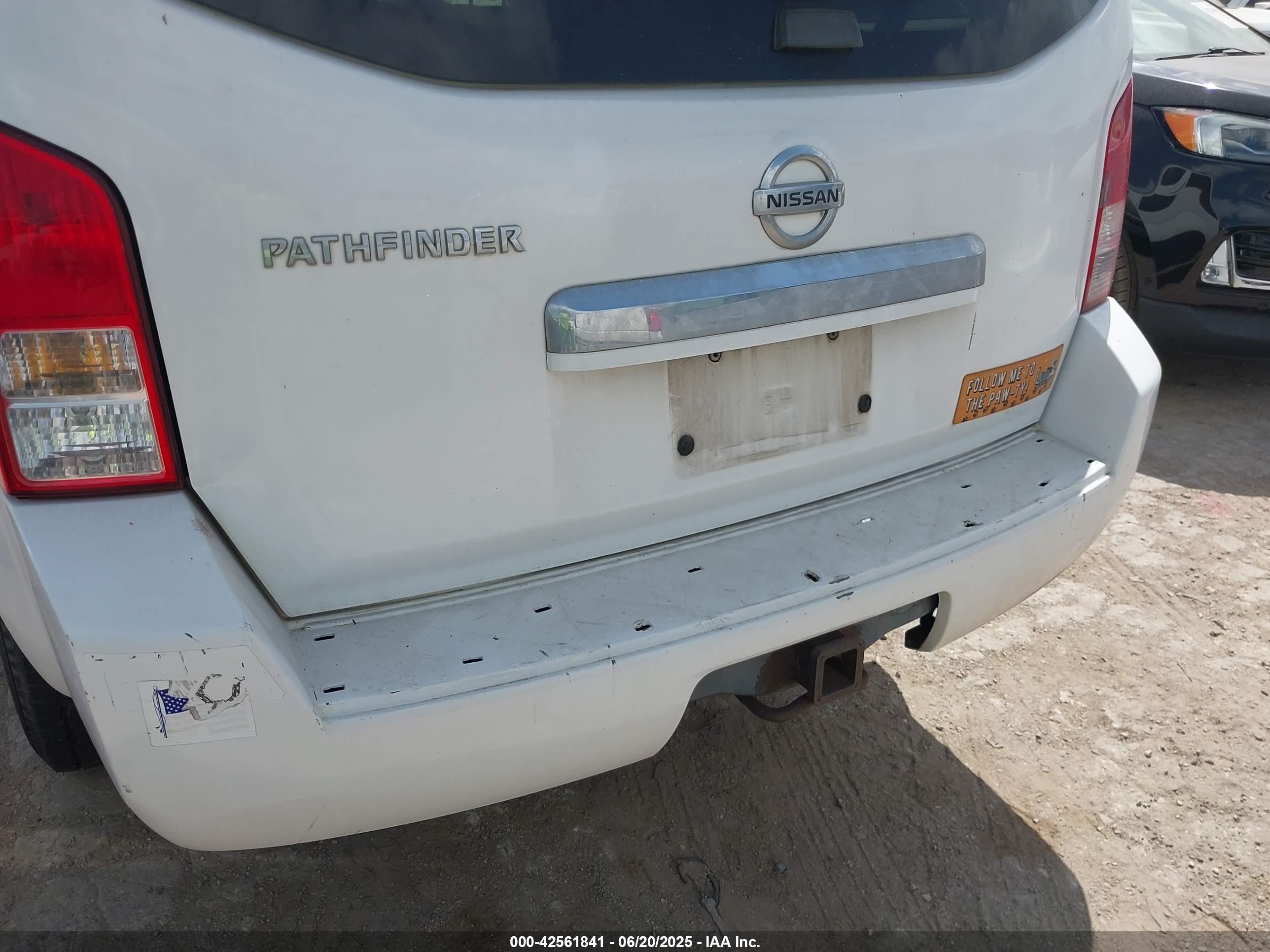 2008 Nissan Pathfinder S Белый vin: 5N1AR18U08C649181