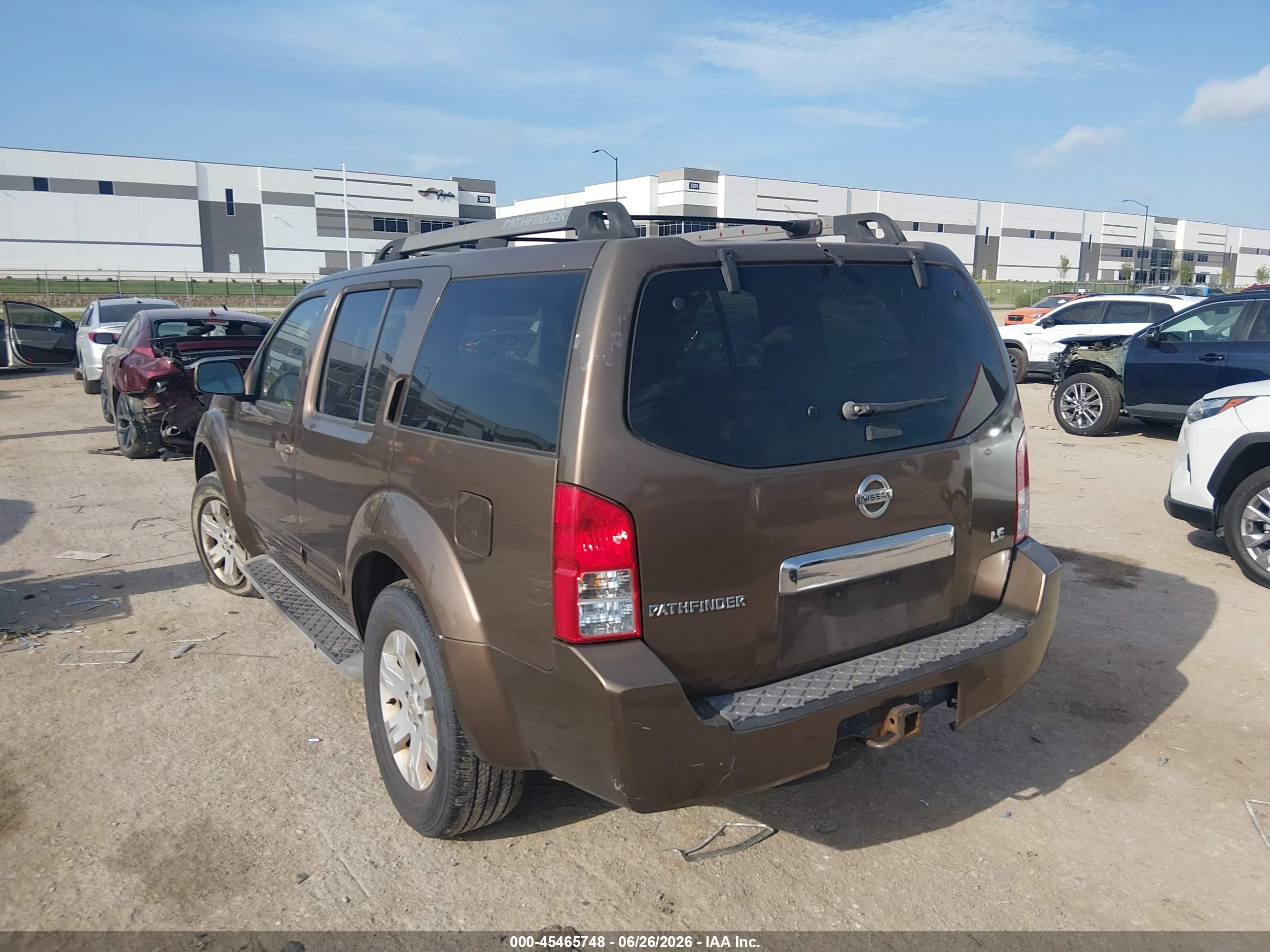 2005 Nissan Pathfinder Le Brown vin: 5N1AR18U15C705740