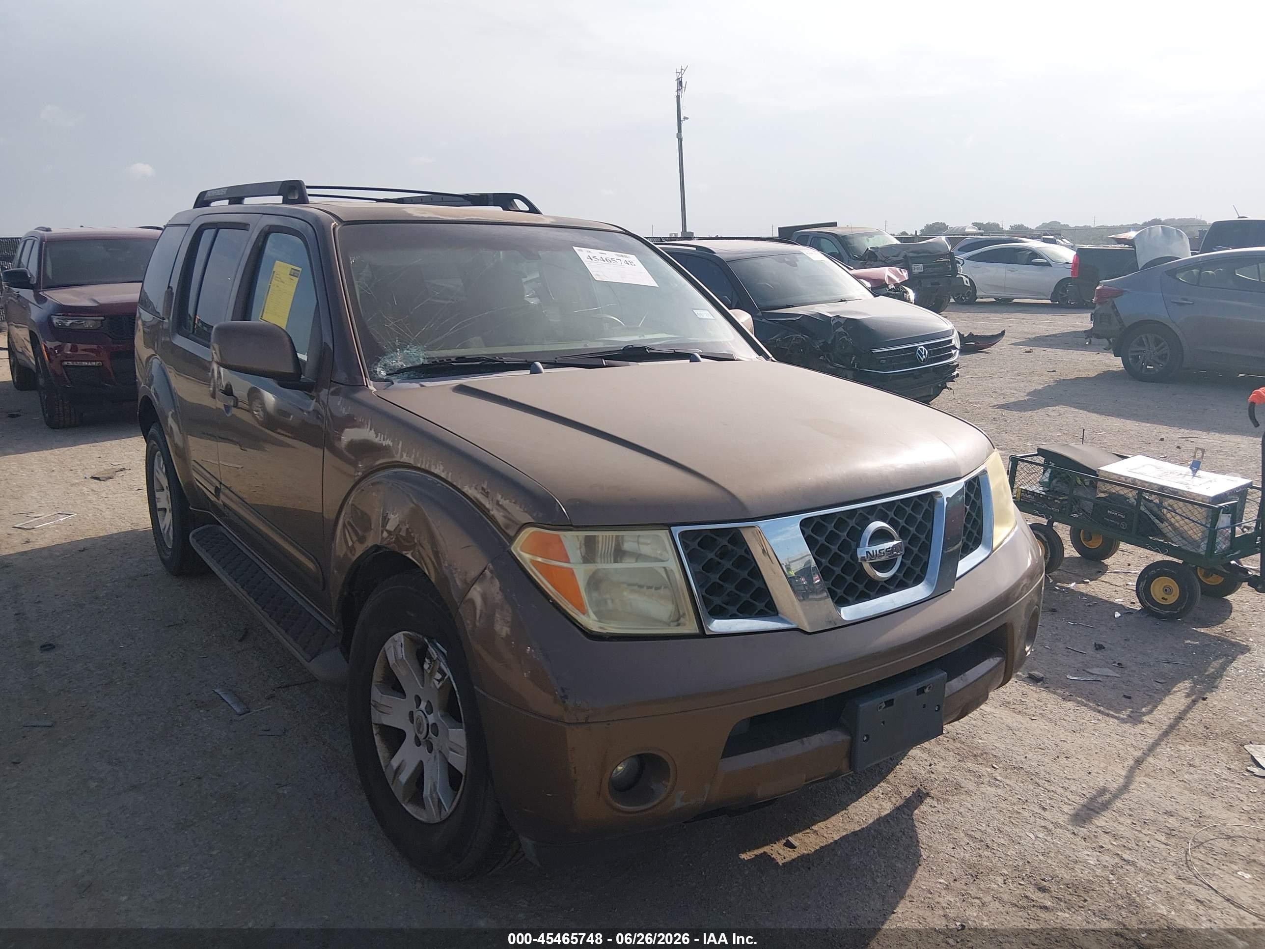 2005 Nissan Pathfinder Le Brown vin: 5N1AR18U15C705740