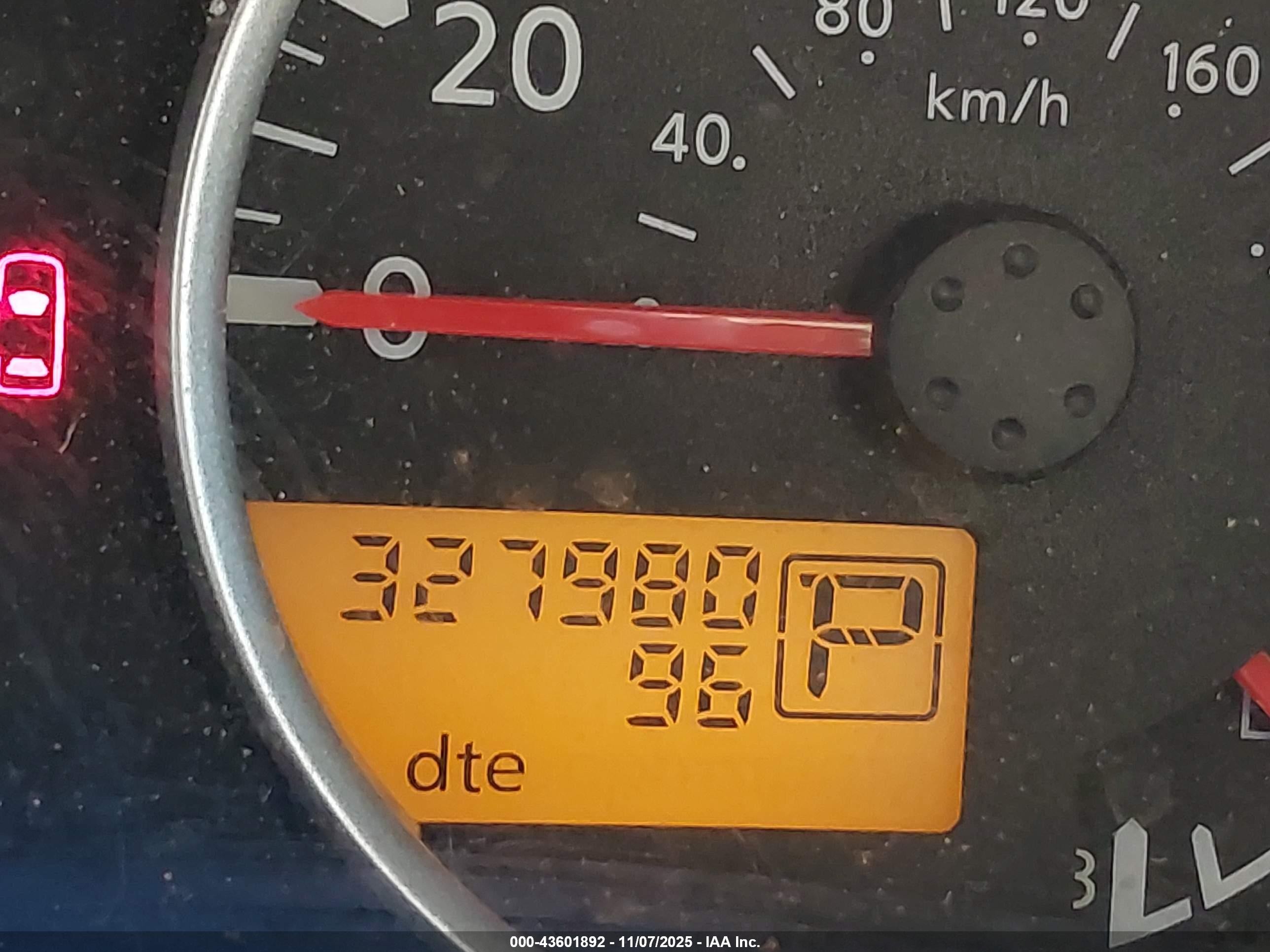 2005 Nissan Pathfinder Le White vin: 5N1AR18U15C720271