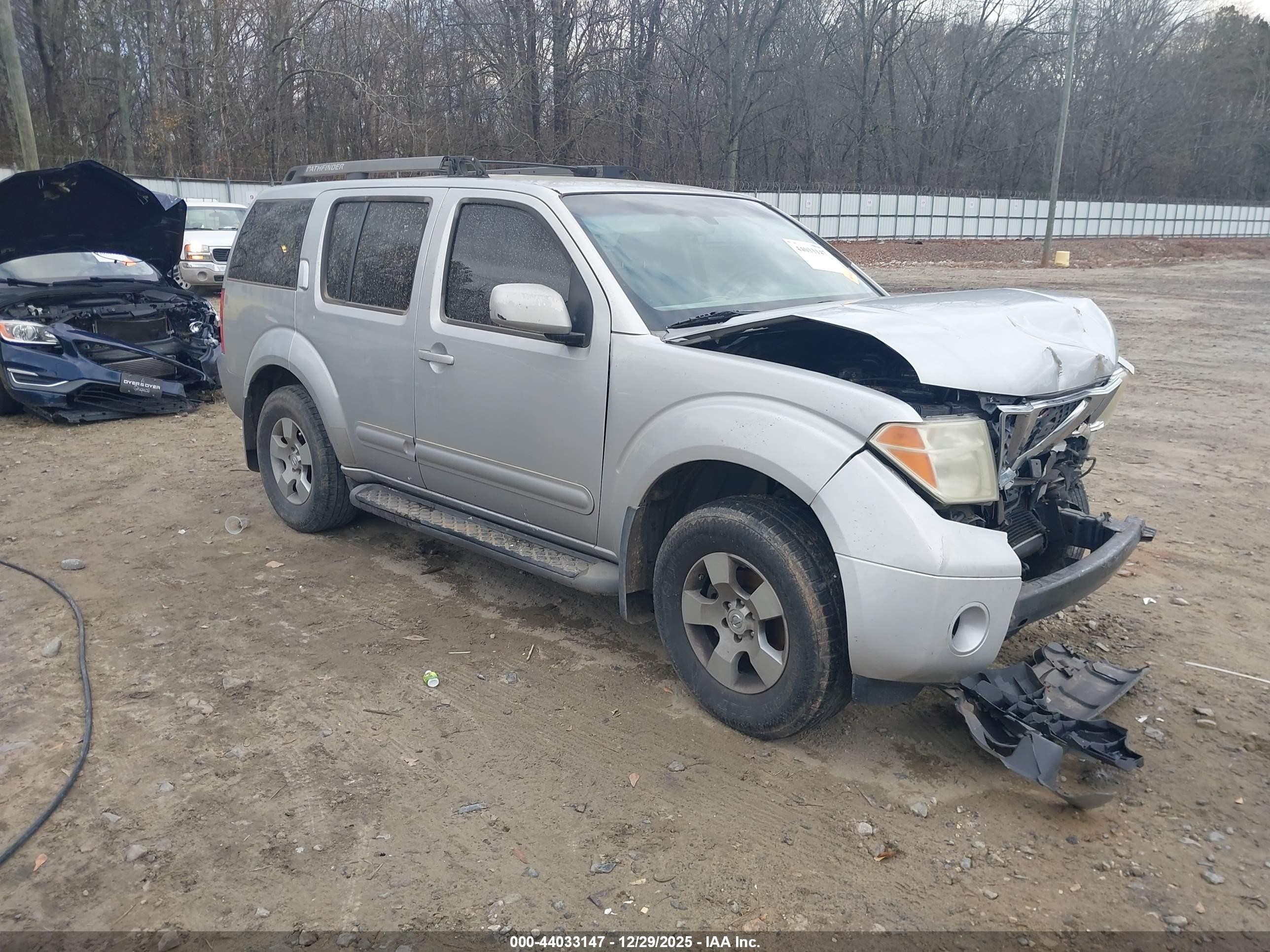2005 Nissan Pathfinder Xe Gray vin: 5N1AR18U15C734297
