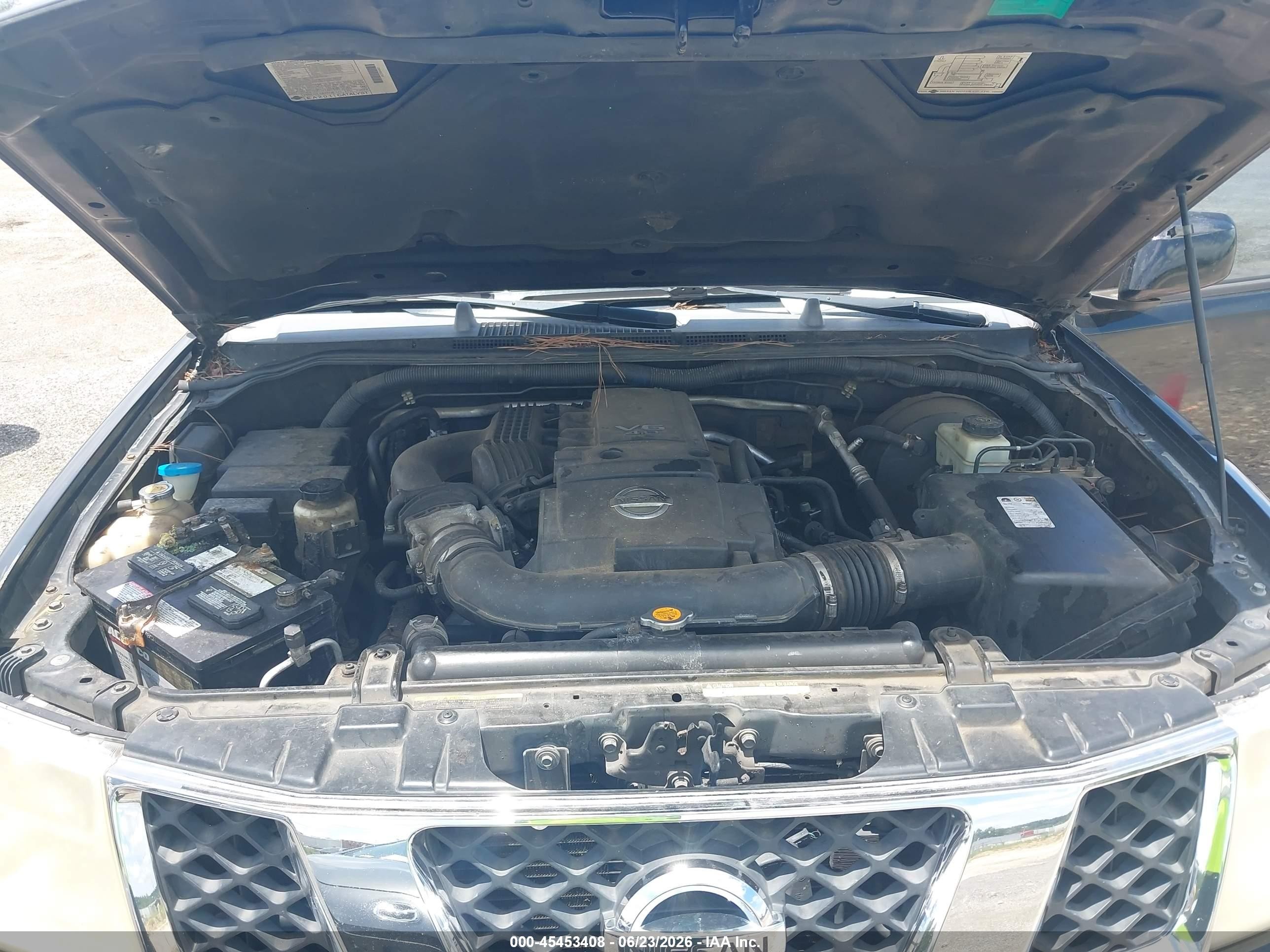 2005 Nissan Pathfinder Se Black vin: 5N1AR18U15C760964