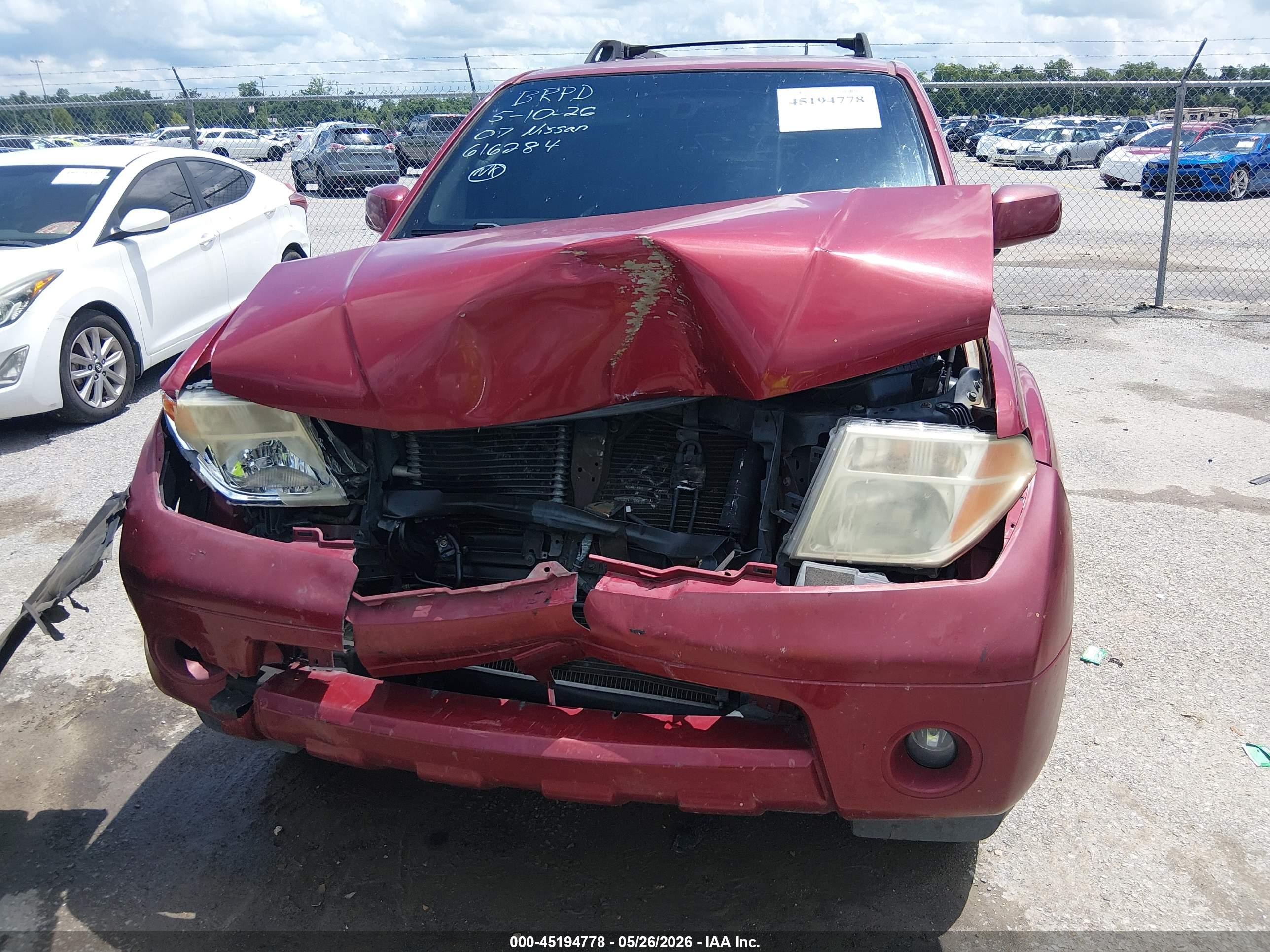 2007 Nissan Pathfinder Se Red vin: 5N1AR18U17C616284