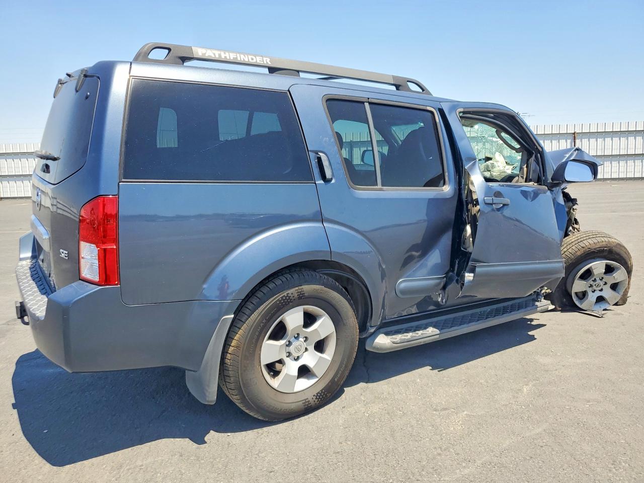 2007 Nissan Pathfinder S Blue vin: 5N1AR18U17C634719