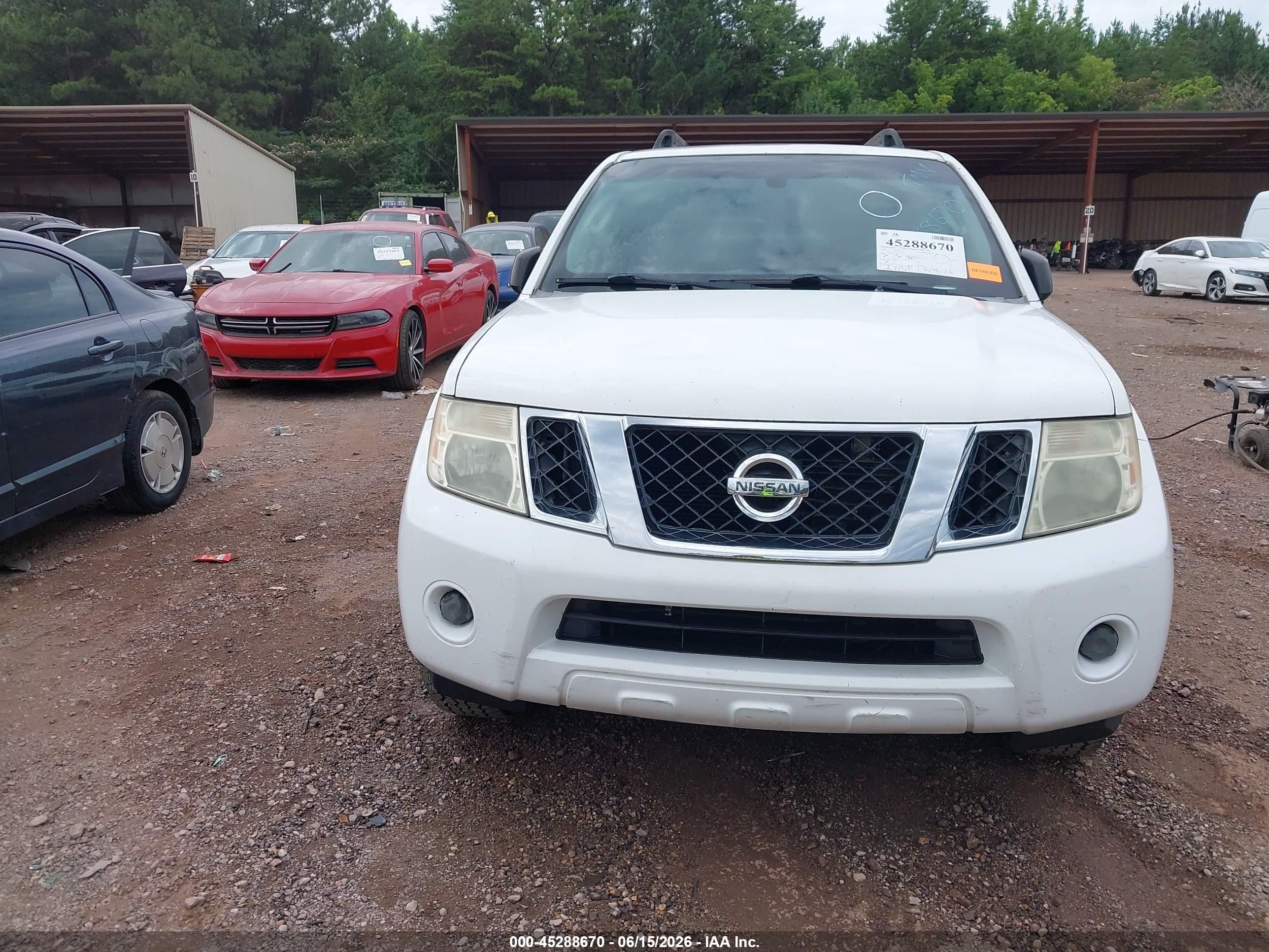 2008 Nissan Pathfinder S White vin: 5N1AR18U18C631093