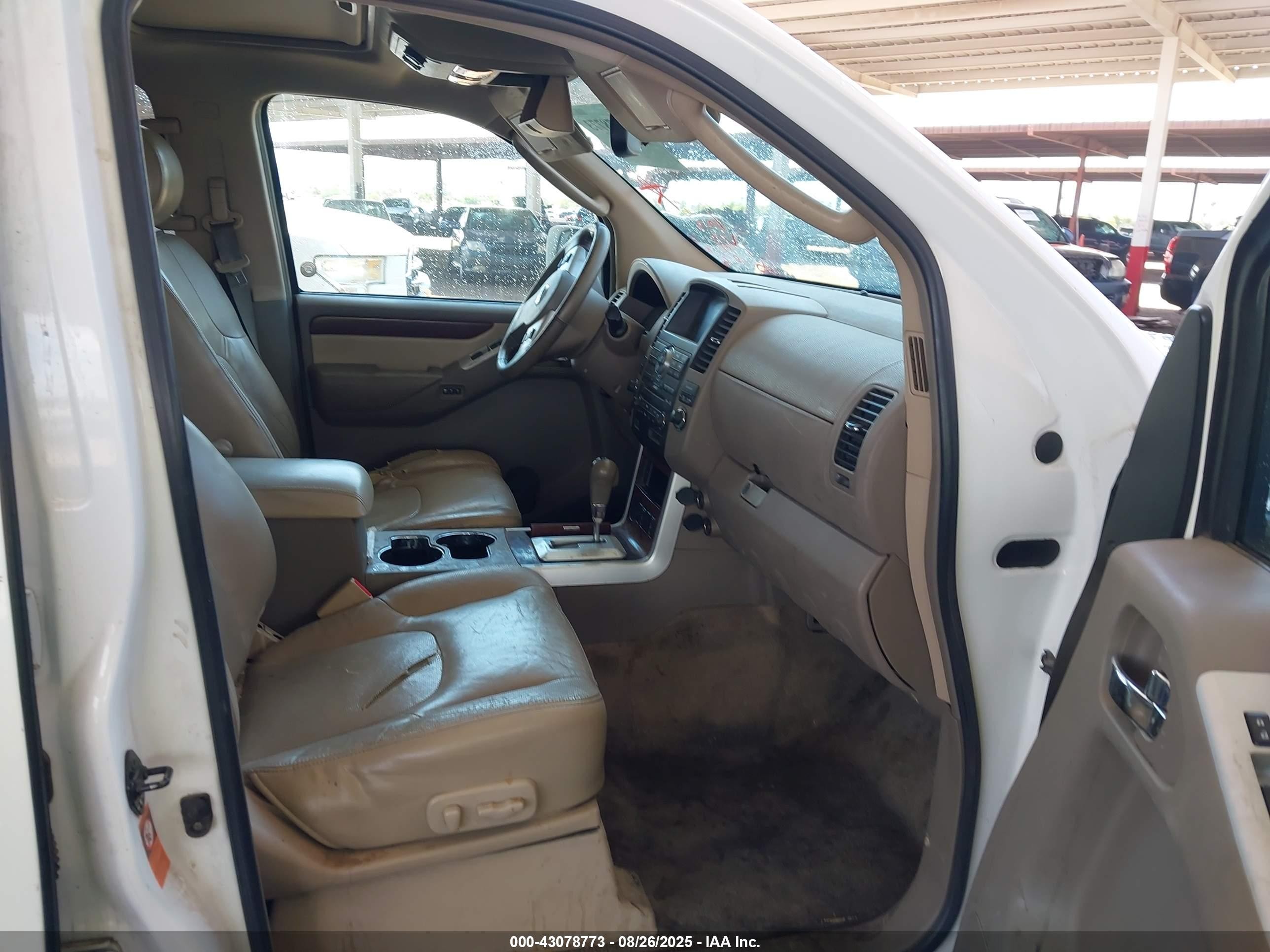 2008 Nissan Pathfinder Le Белый vin: 5N1AR18U18C633233