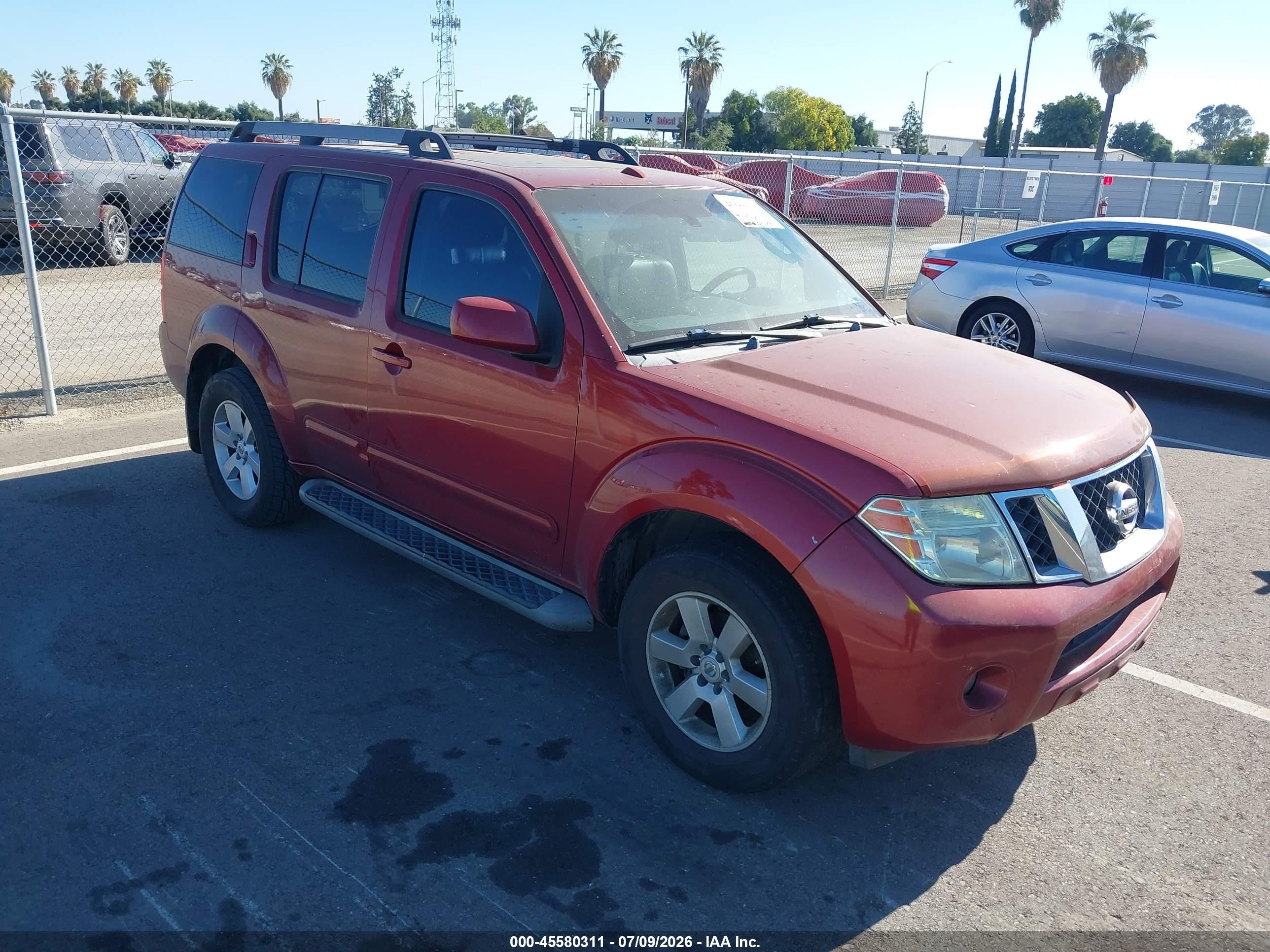 2008 Nissan Pathfinder Se Red vin: 5N1AR18U18C634995
