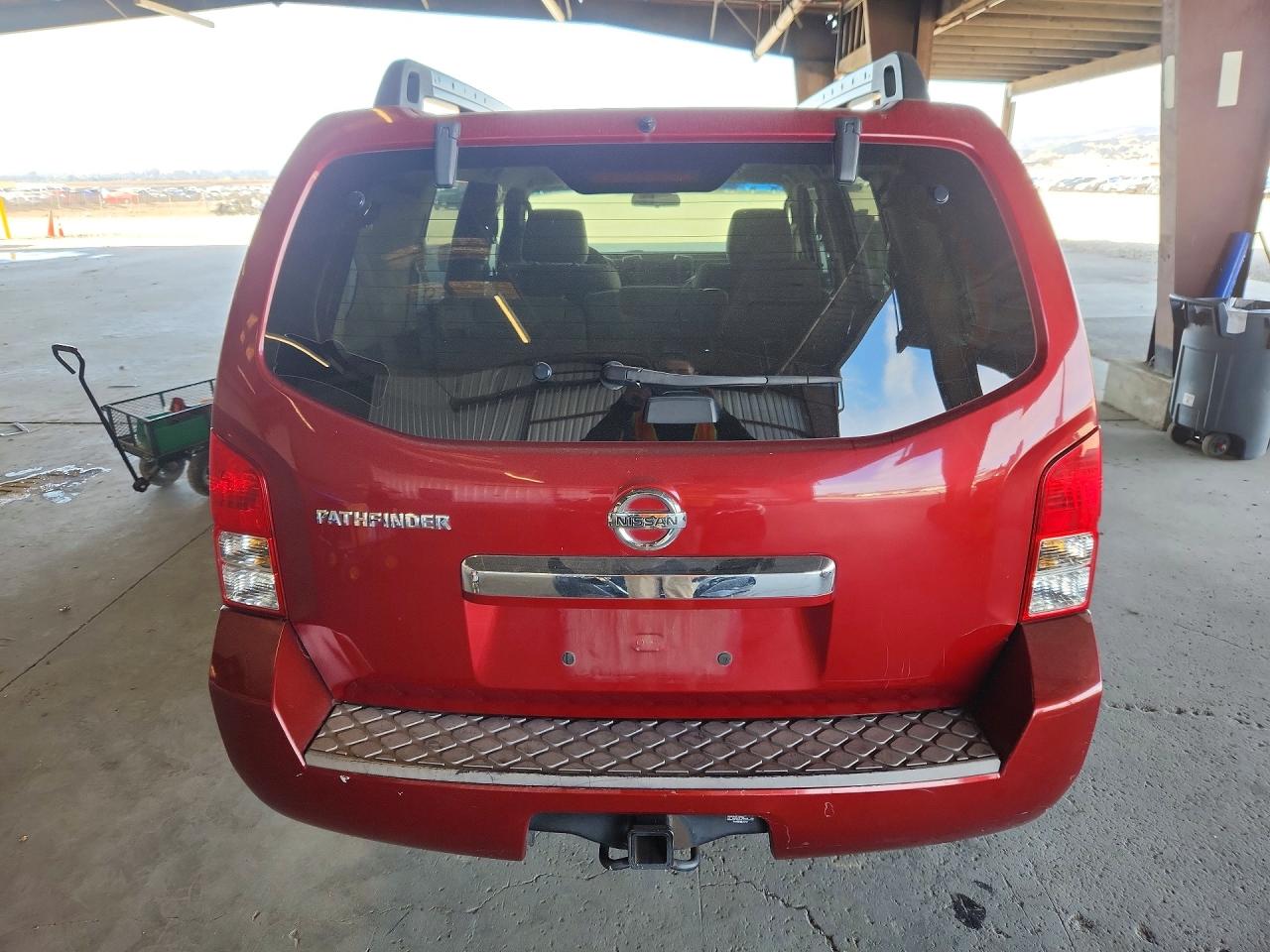 2008 Nissan Pathfinder S Red vin: 5N1AR18U18C654860