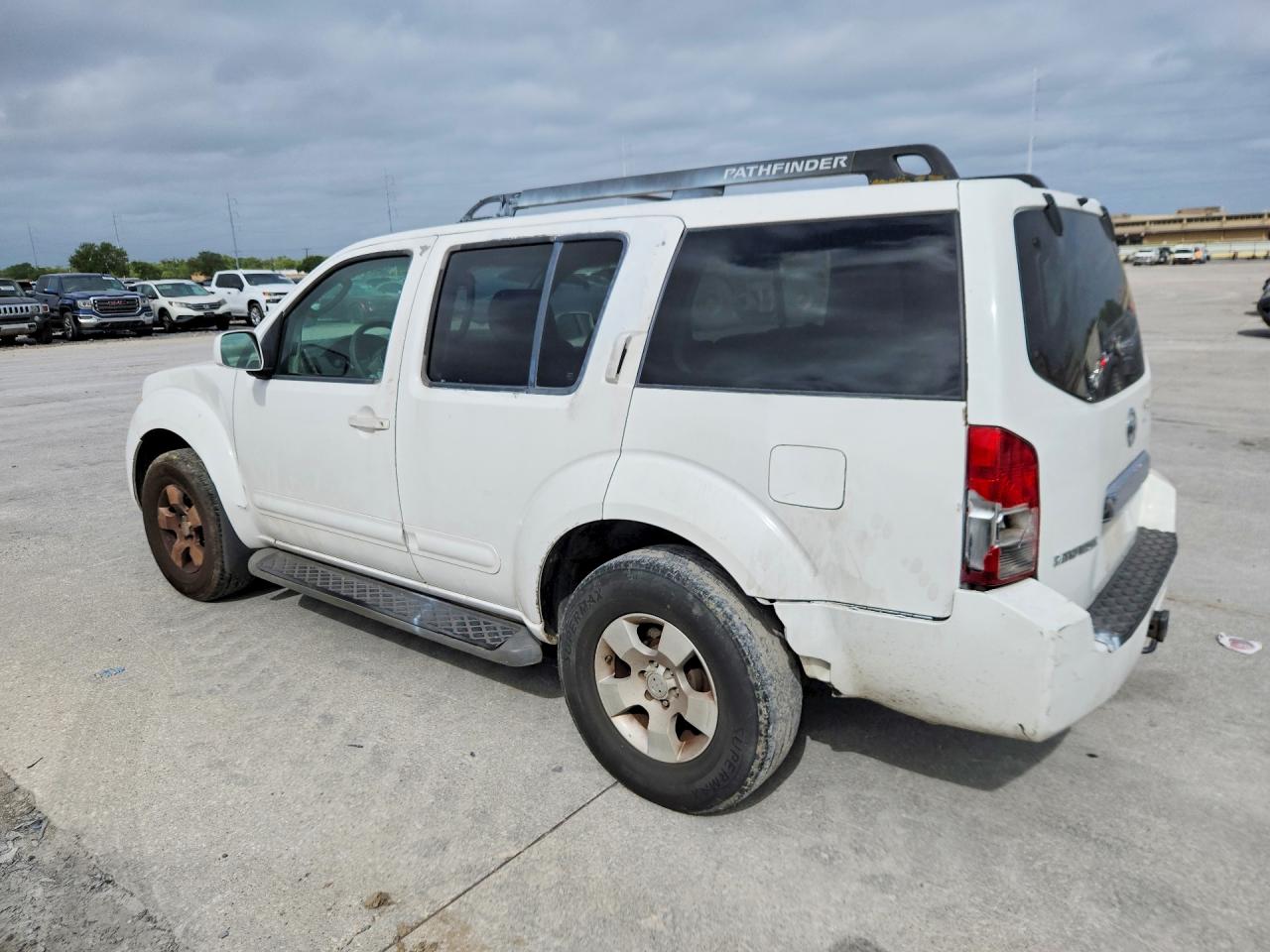 2006 Nissan Pathfinder S White vin: 5N1AR18U26C600299