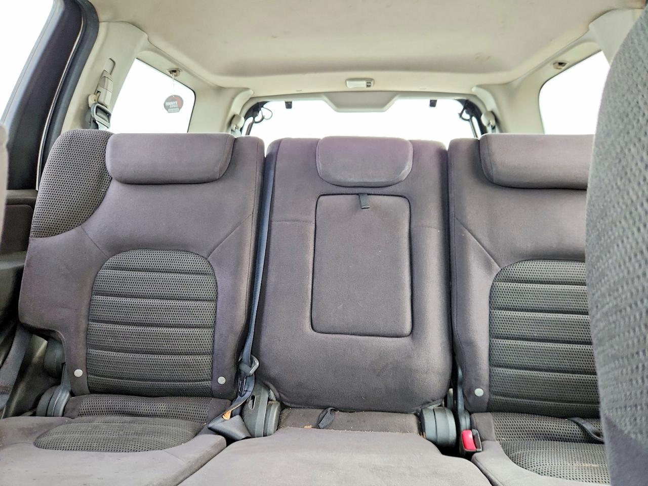 2006 Nissan Pathfinder S White vin: 5N1AR18U26C600299