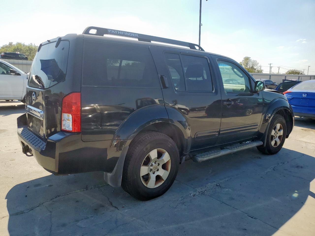 2006 Nissan Pathfinder Le Black vin: 5N1AR18U26C624358