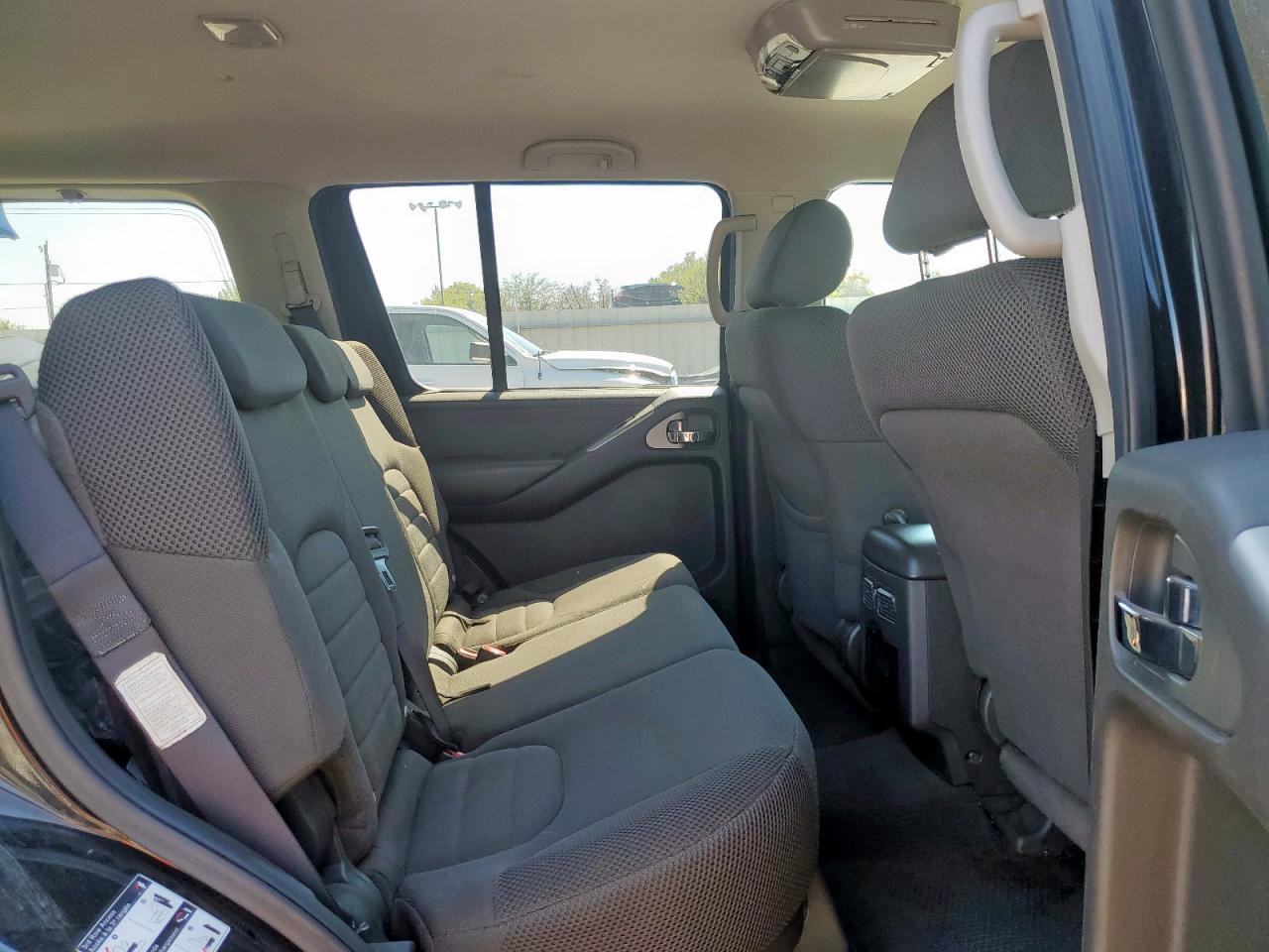 2006 Nissan Pathfinder Le Black vin: 5N1AR18U26C624358