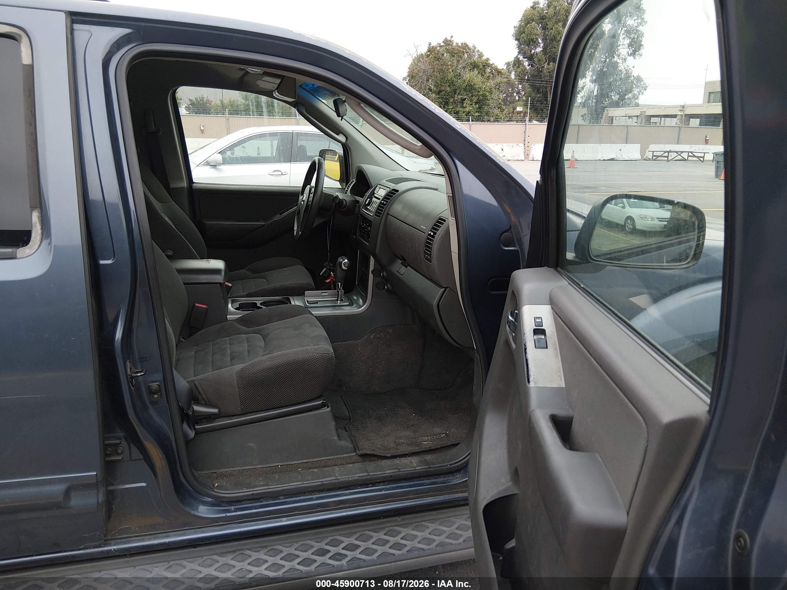 2006 Nissan Pathfinder S Blue vin: 5N1AR18U26C672541
