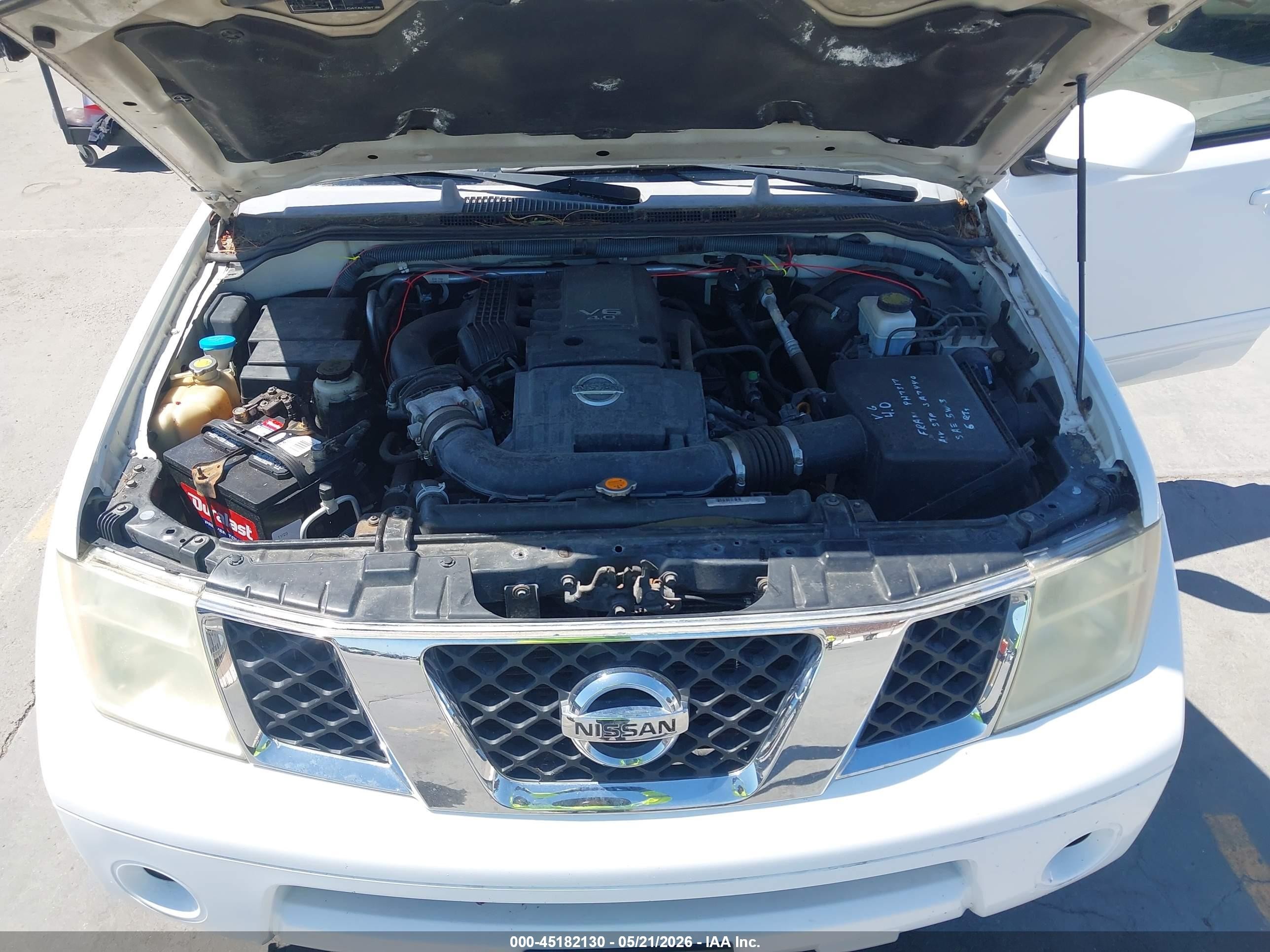 2007 Nissan Pathfinder Le/se/xe Белый vin: 5N1AR18U27C621008