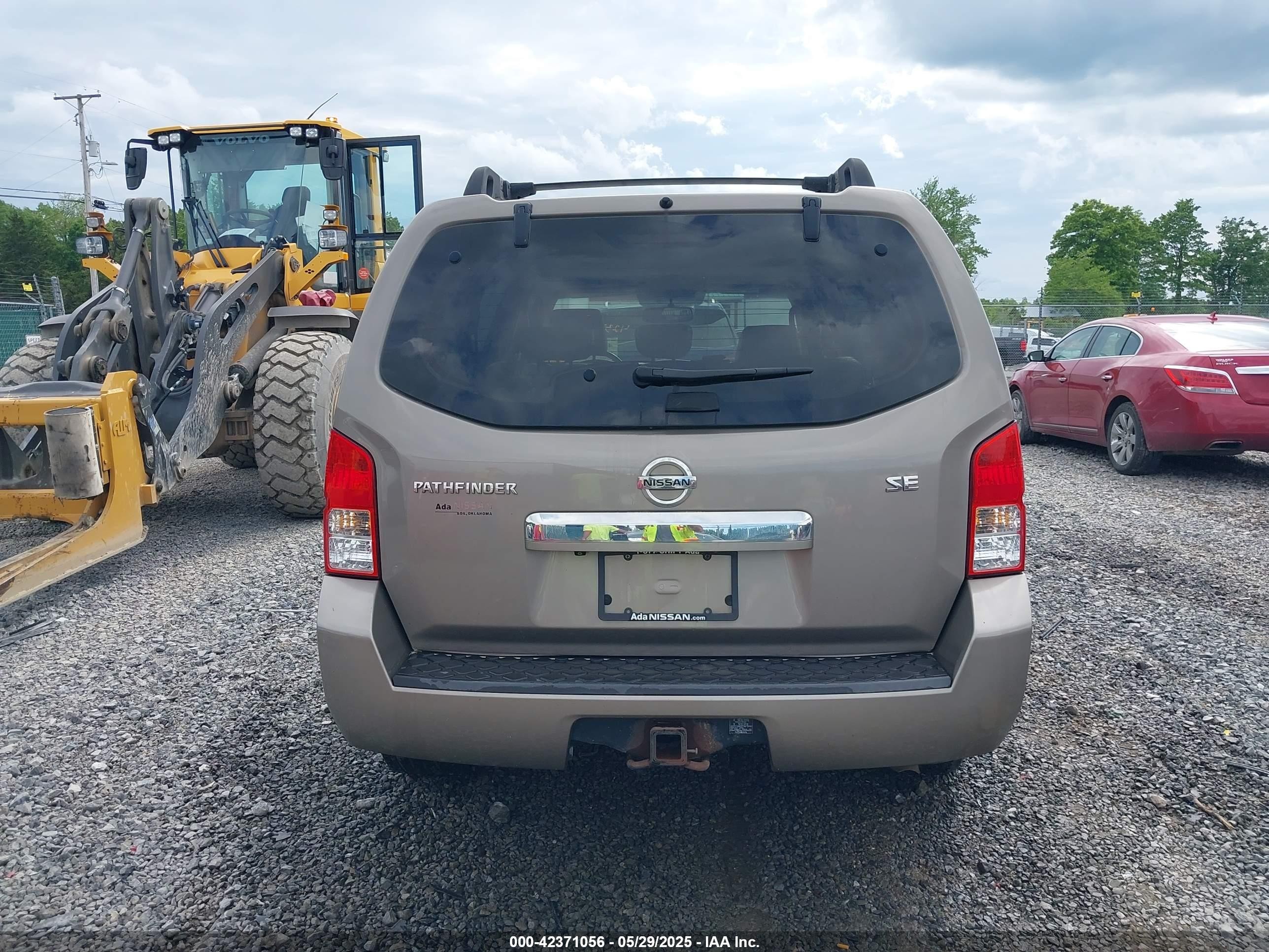 2008 Nissan Pathfinder Se Золотой vin: 5N1AR18U38C650857