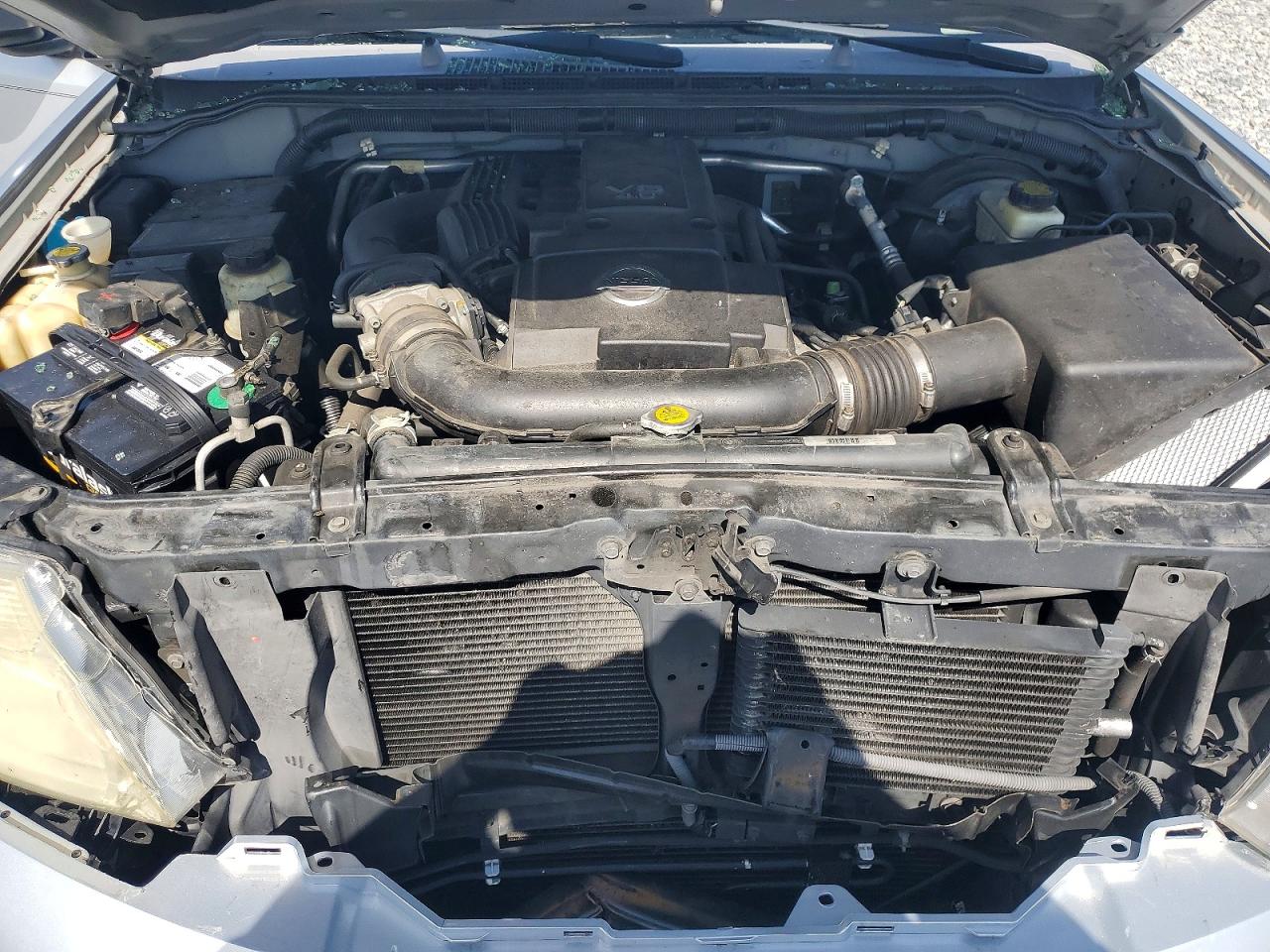 2008 Nissan Pathfinder S Silver vin: 5N1AR18U38C667125