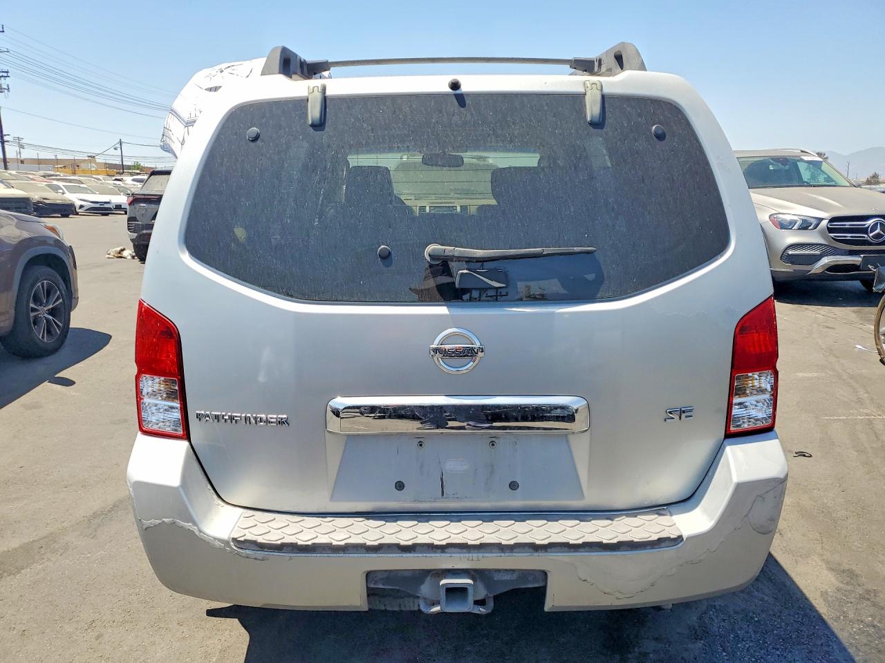 2006 Nissan Pathfinder S Silver vin: 5N1AR18U46C674601