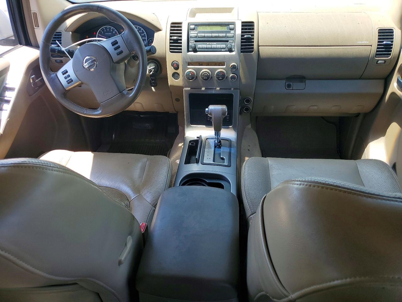 2006 Nissan Pathfinder S Silver vin: 5N1AR18U46C674601