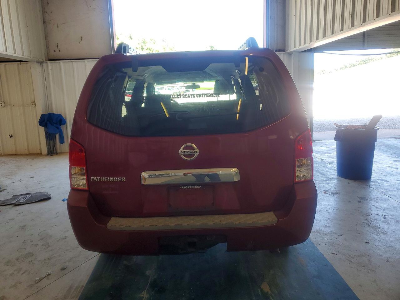 2006 Nissan Pathfinder S Burgundy vin: 5N1AR18U46C677062