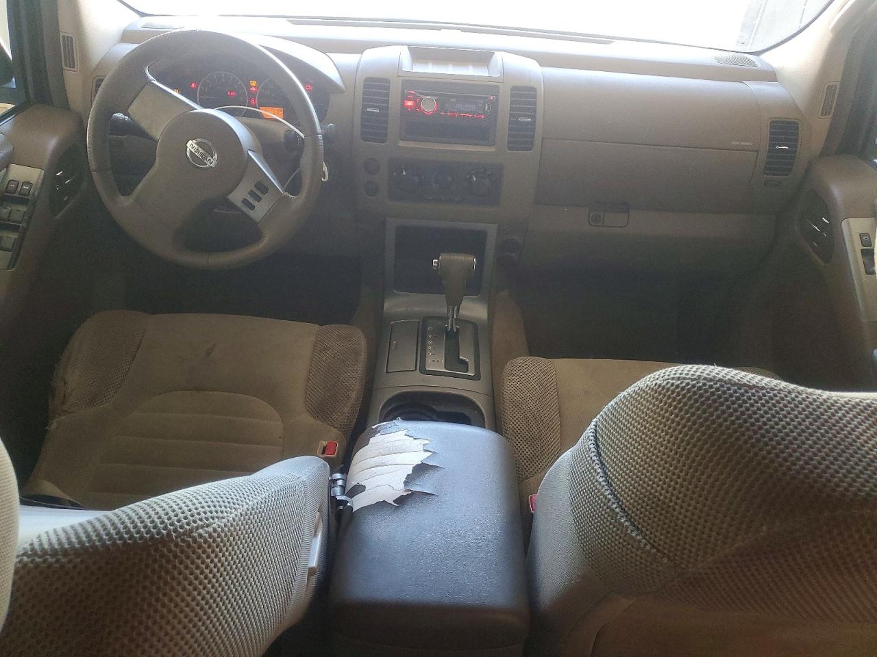 2006 Nissan Pathfinder S Burgundy vin: 5N1AR18U46C677062