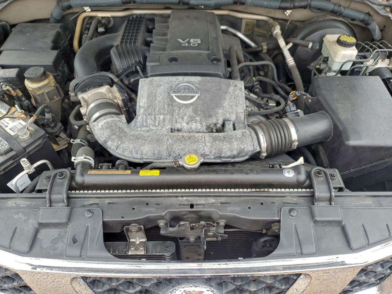 2007 Niss Pathfinder Le Желто-коричневый vin: 5N1AR18U47C646976