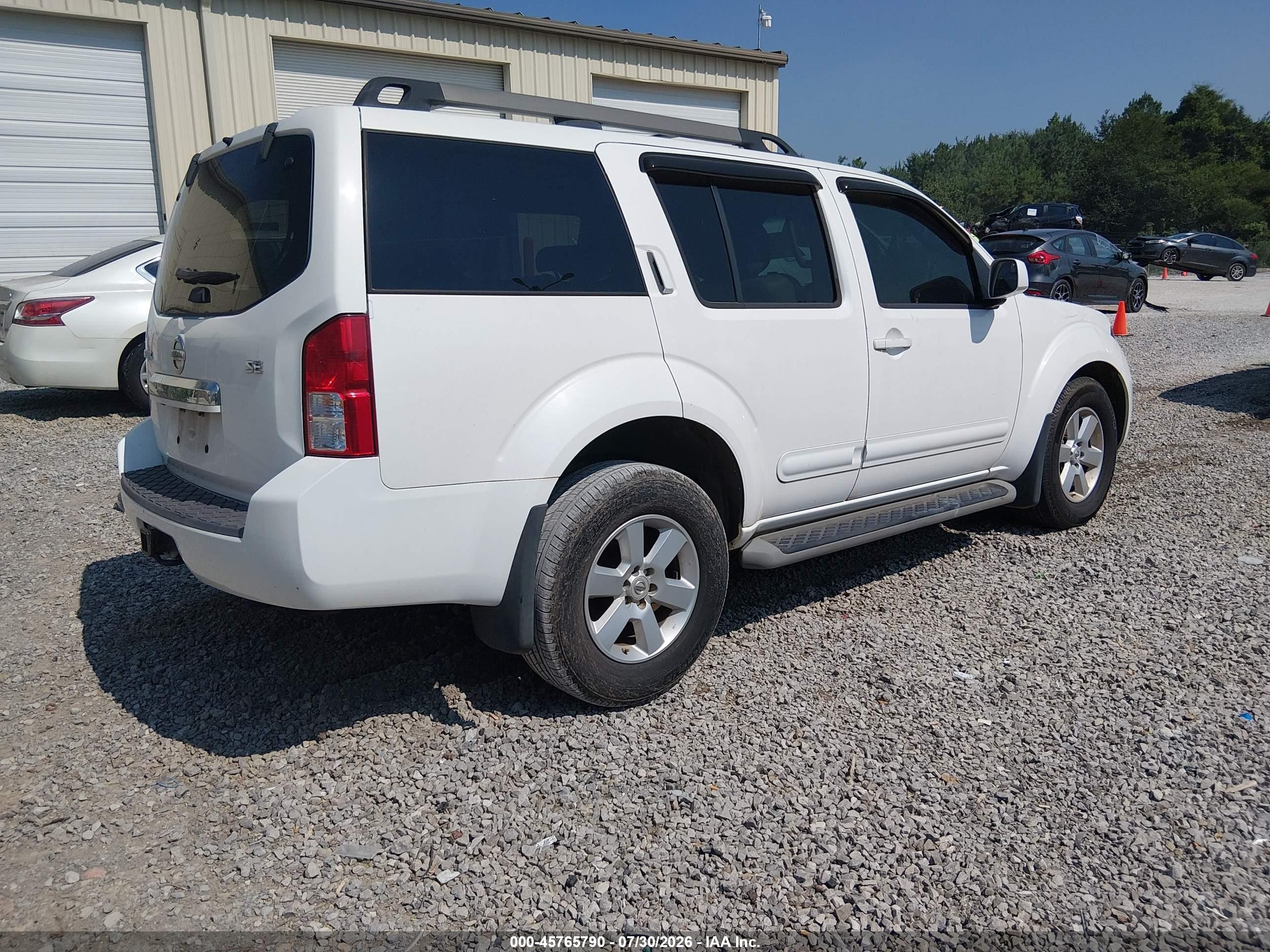 2008 Nissan Pathfinder Se White vin: 5N1AR18U48C648308