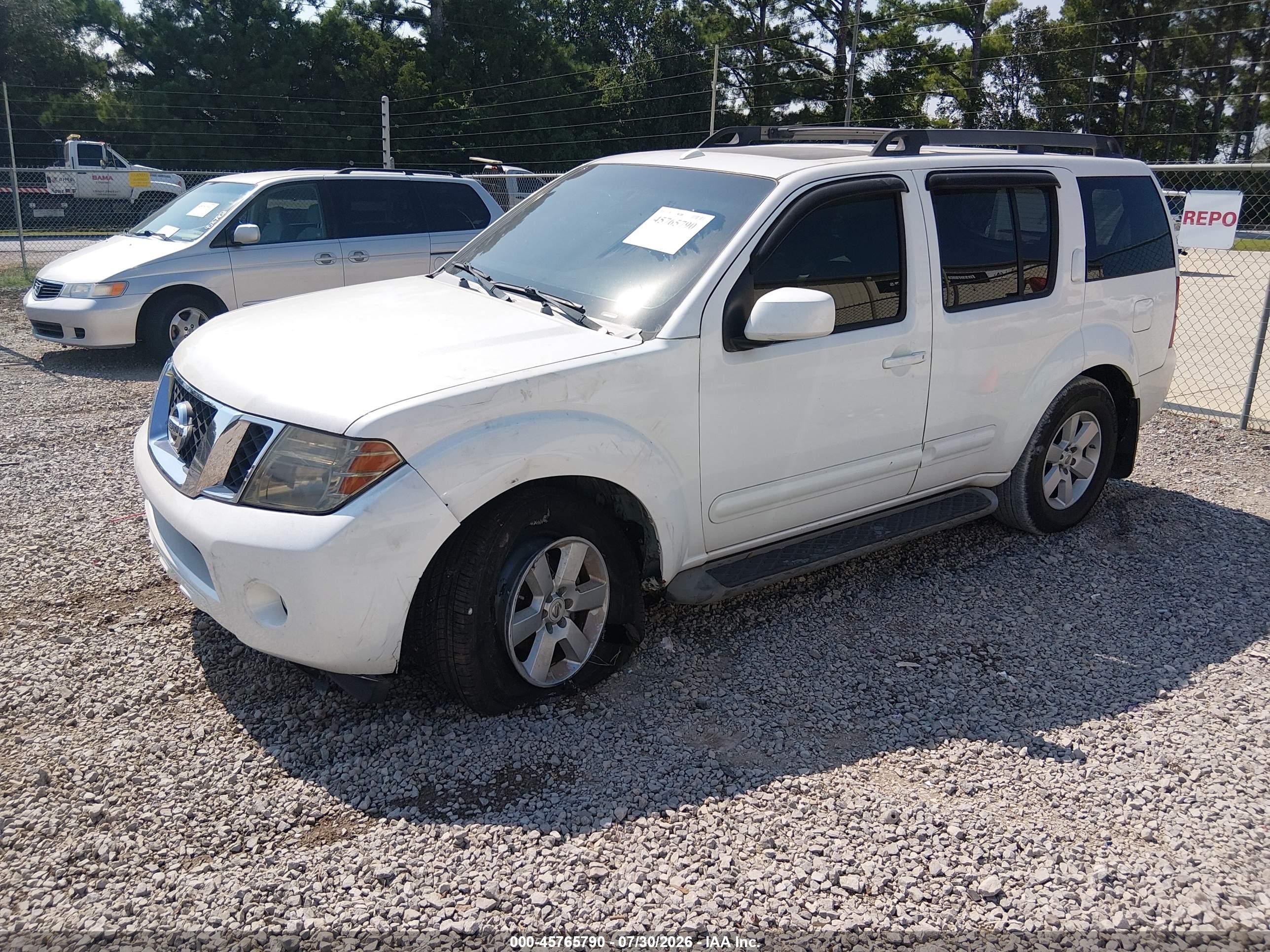 2008 Nissan Pathfinder Se White vin: 5N1AR18U48C648308