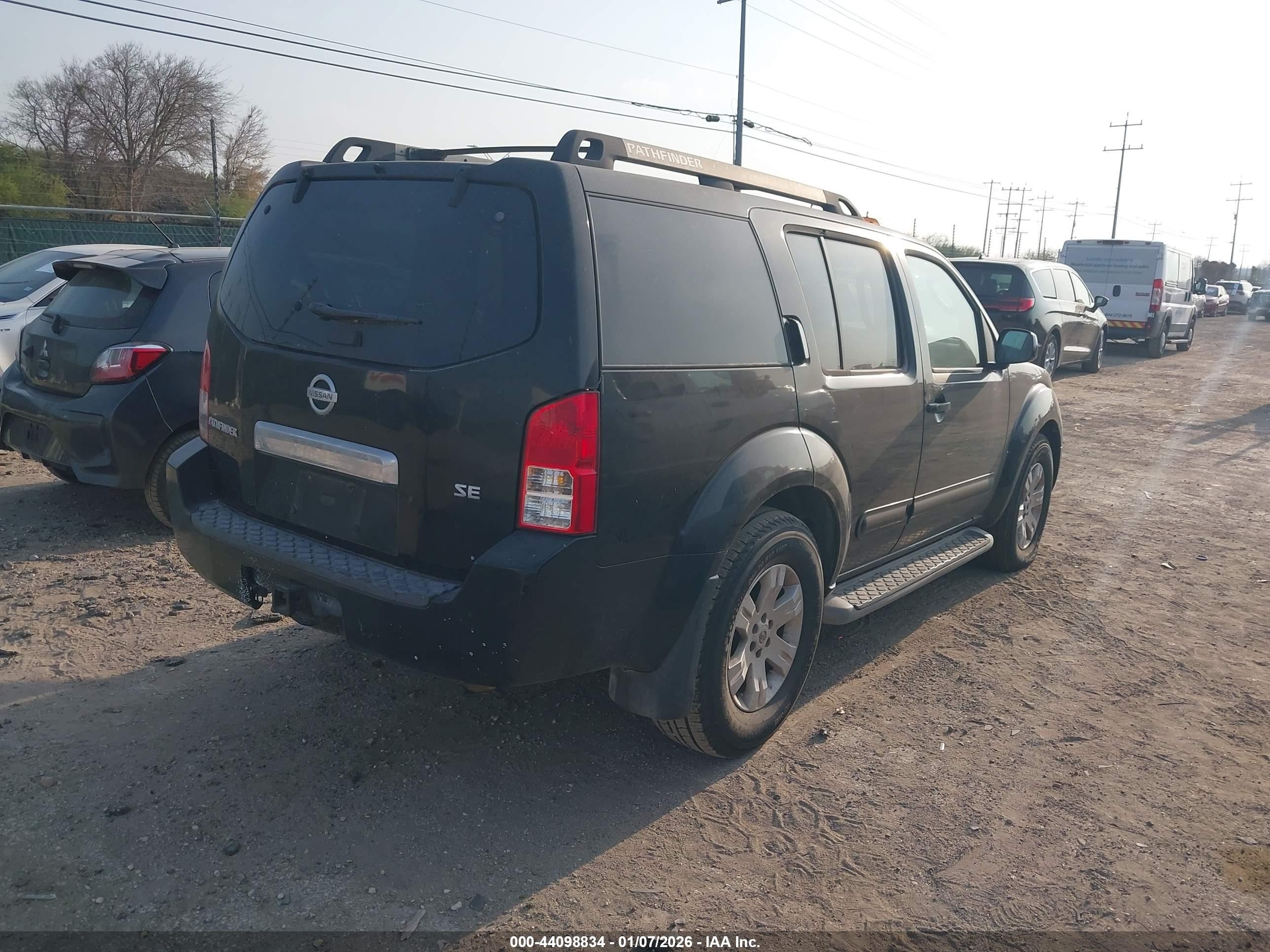 2005 Nissan Pathfinder Se Black vin: 5N1AR18U55C752768