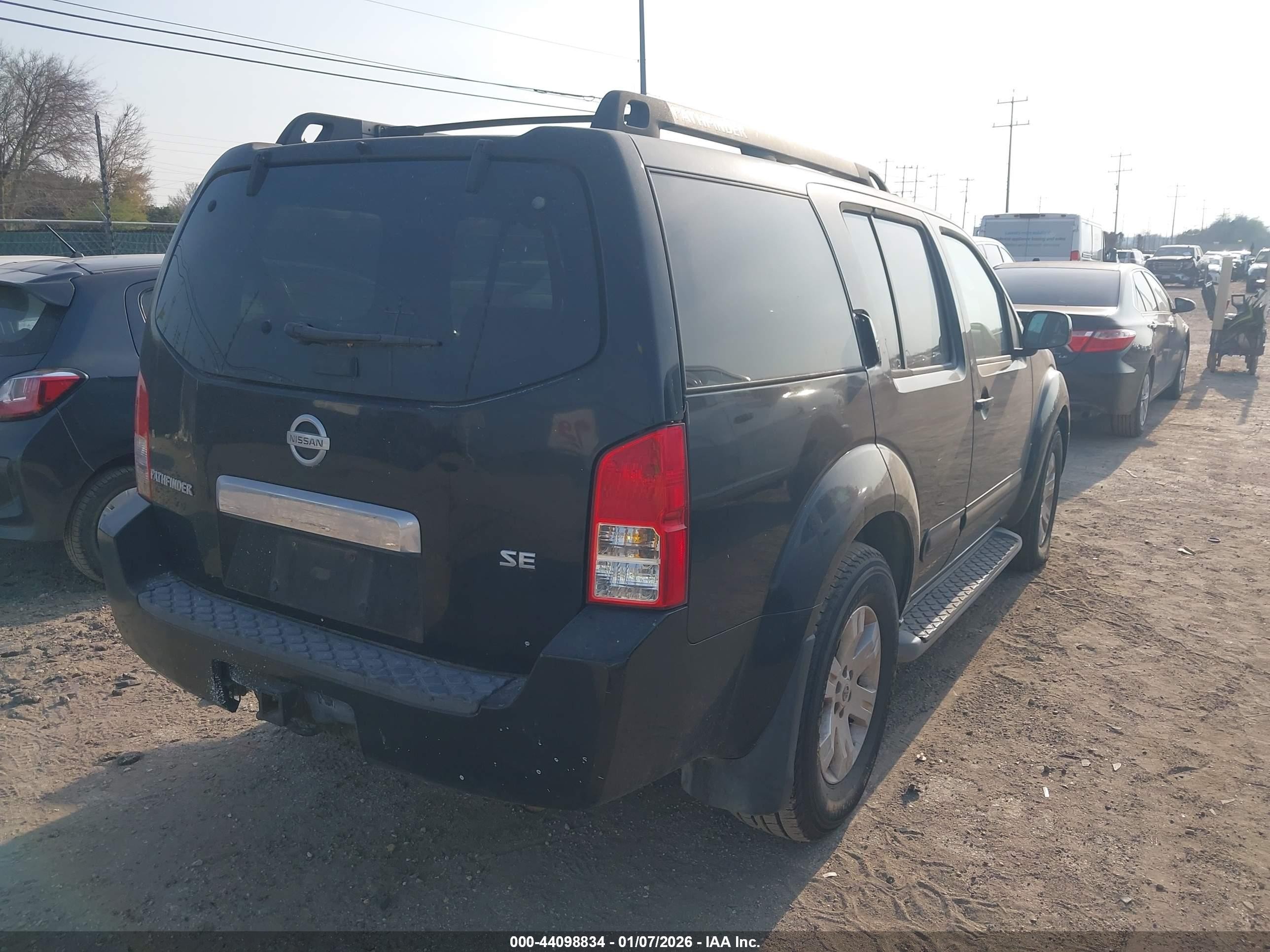 2005 Nissan Pathfinder Se Black vin: 5N1AR18U55C752768