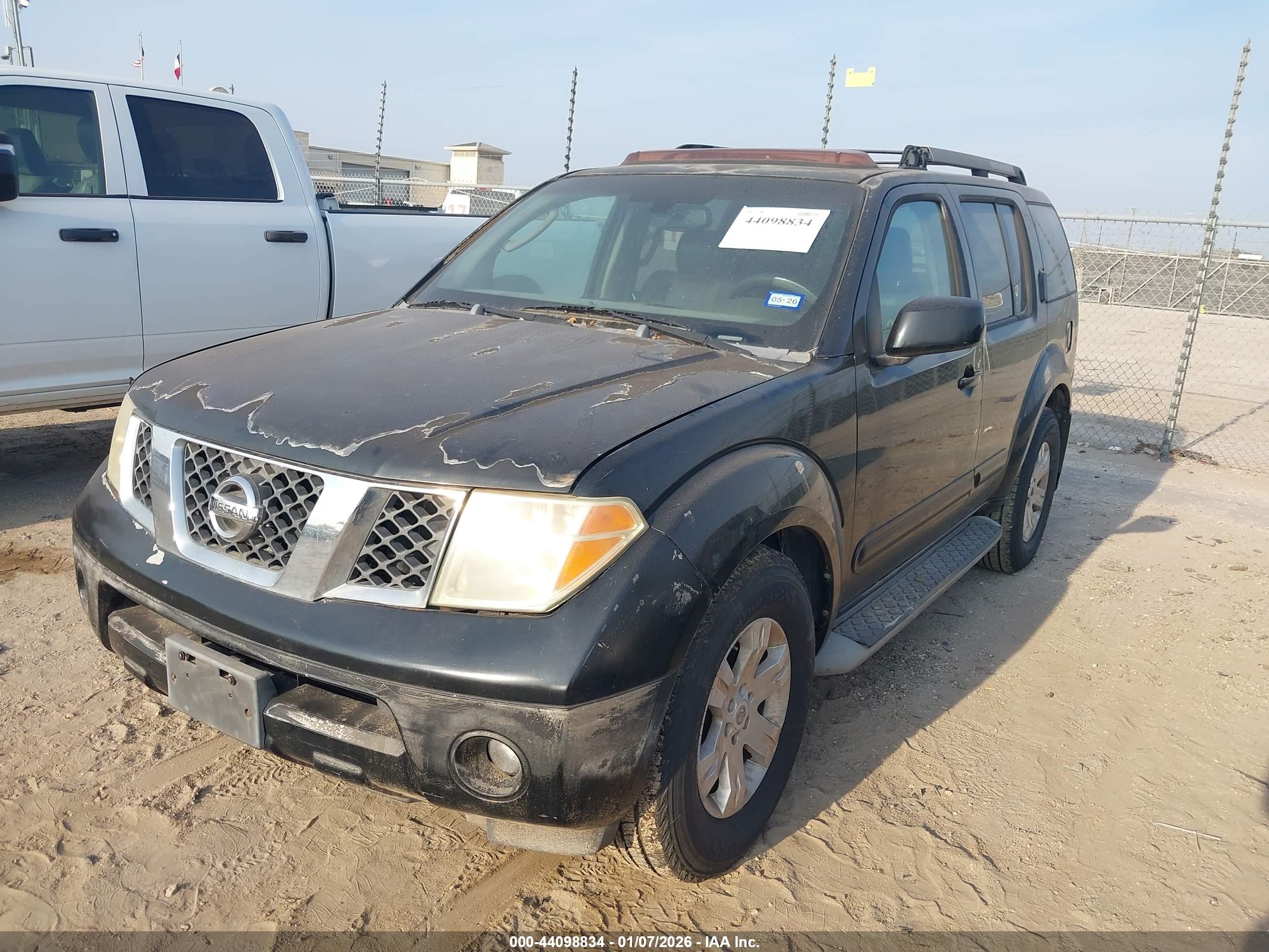 2005 Nissan Pathfinder Se Black vin: 5N1AR18U55C752768