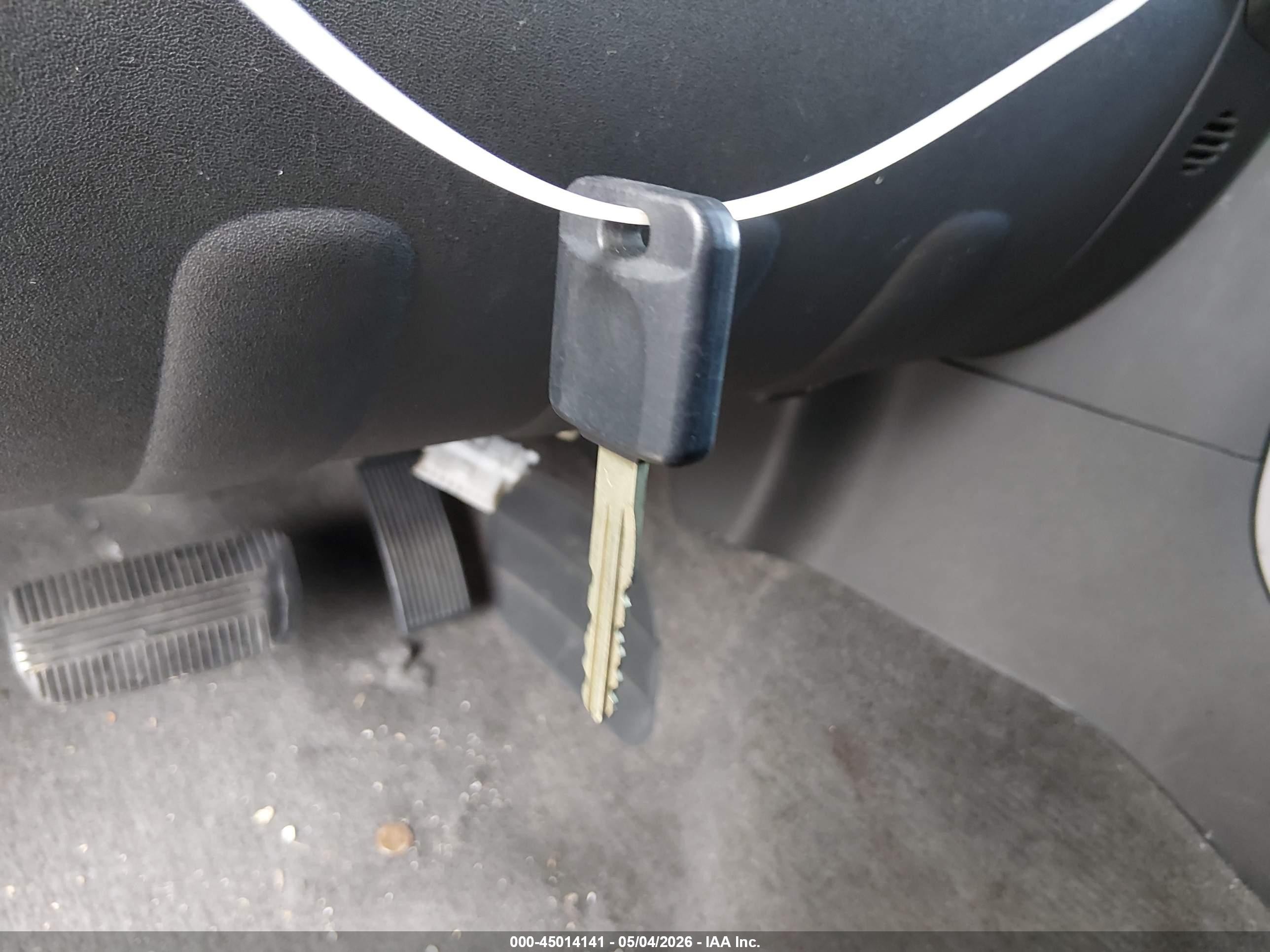 2006 Nissan Pathfinder S Серый vin: 5N1AR18U56C612074
